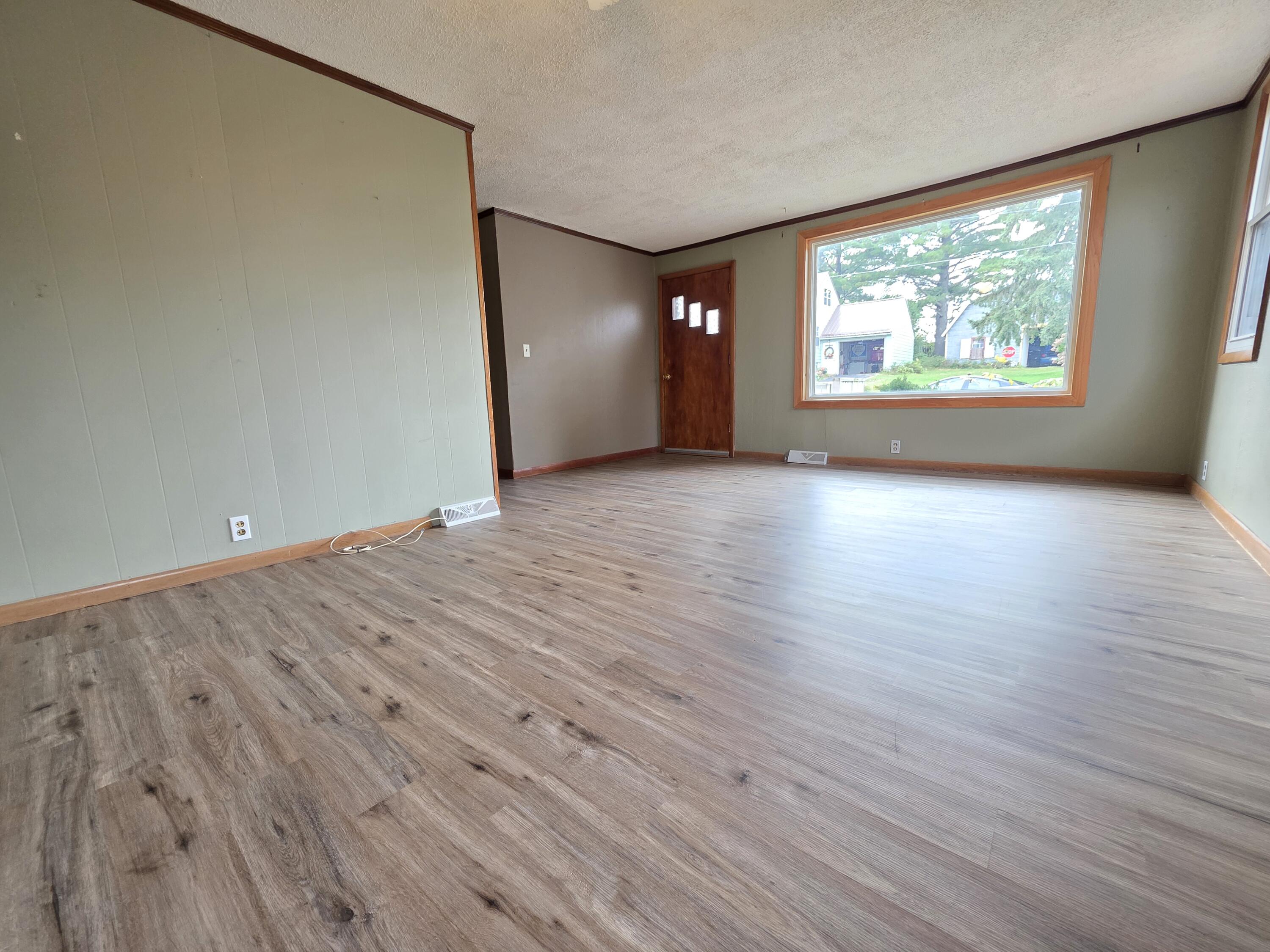 630 Albion Cashton WI 54619 1939933 image4