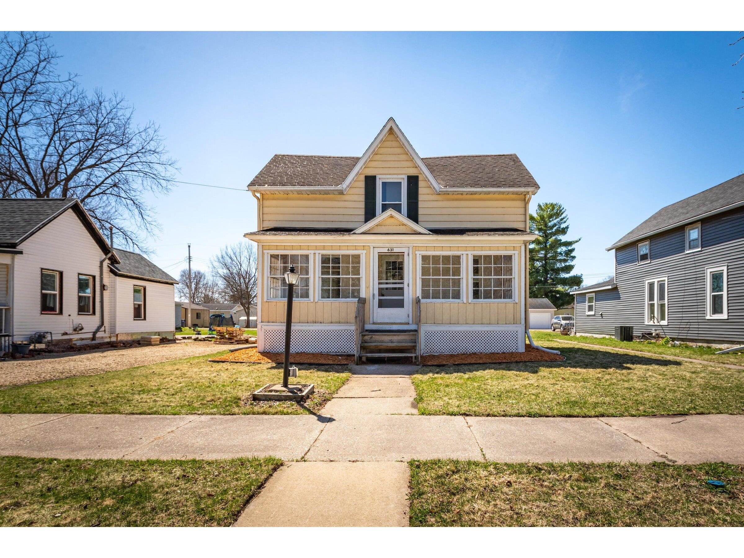 631 Pearl Sparta WI 54656 1969076 image1