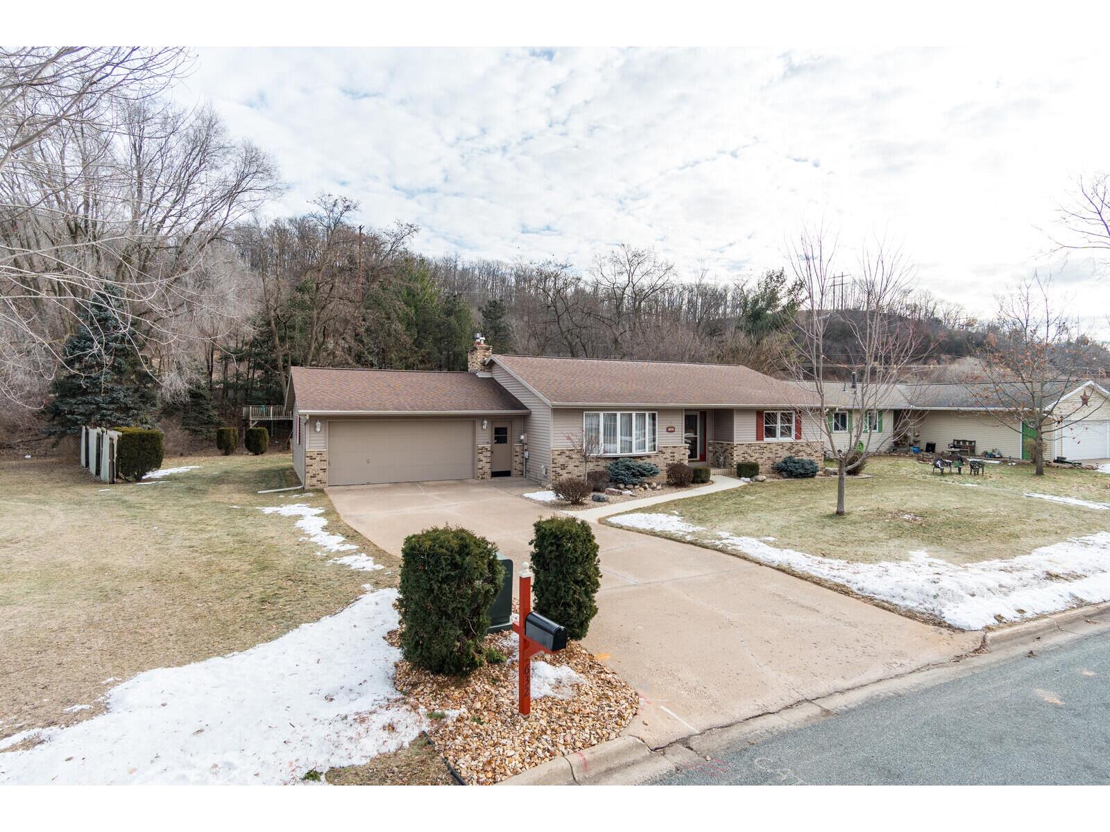 632 Herman Onalaska WI 54650 1947568 image1