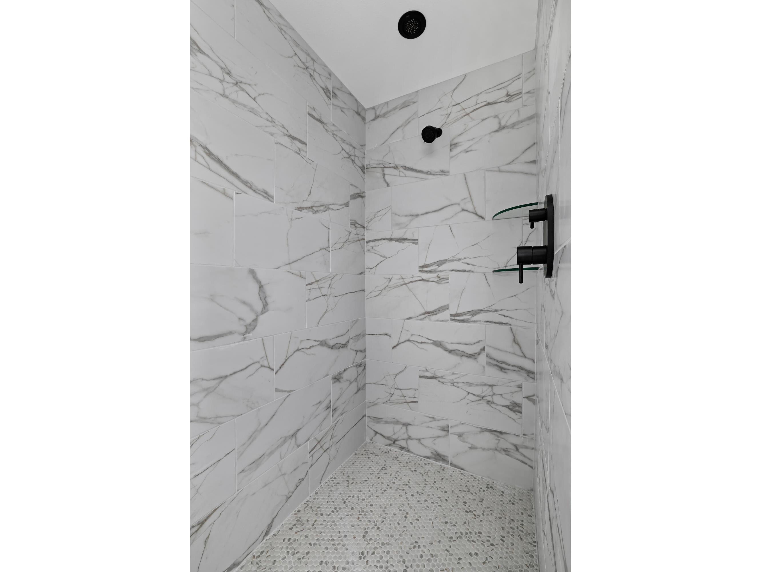 633 Lewis Holmen WI 54636 1944836 image16