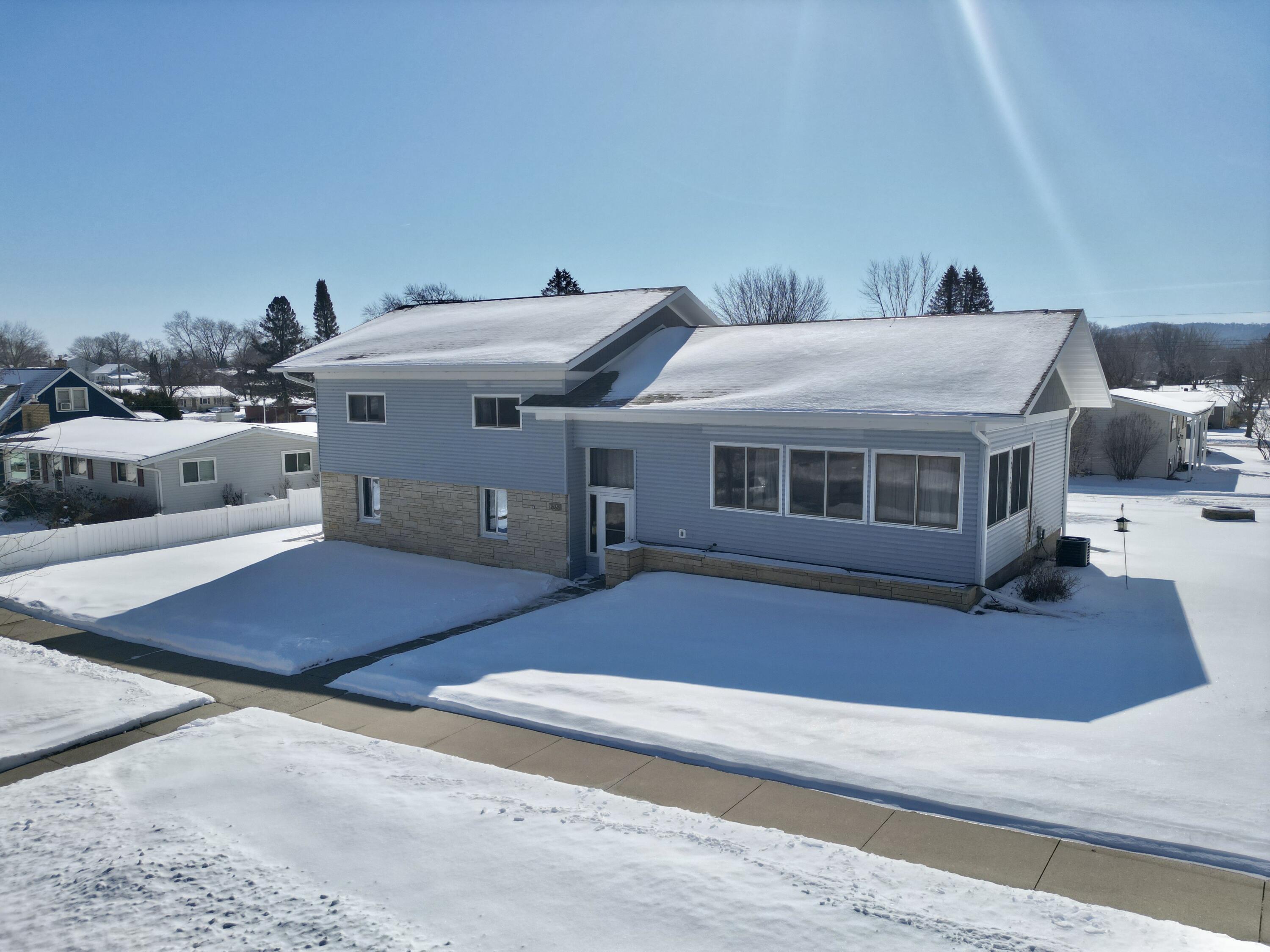 635 2nd La Crescent MN 55947 1825841 image1