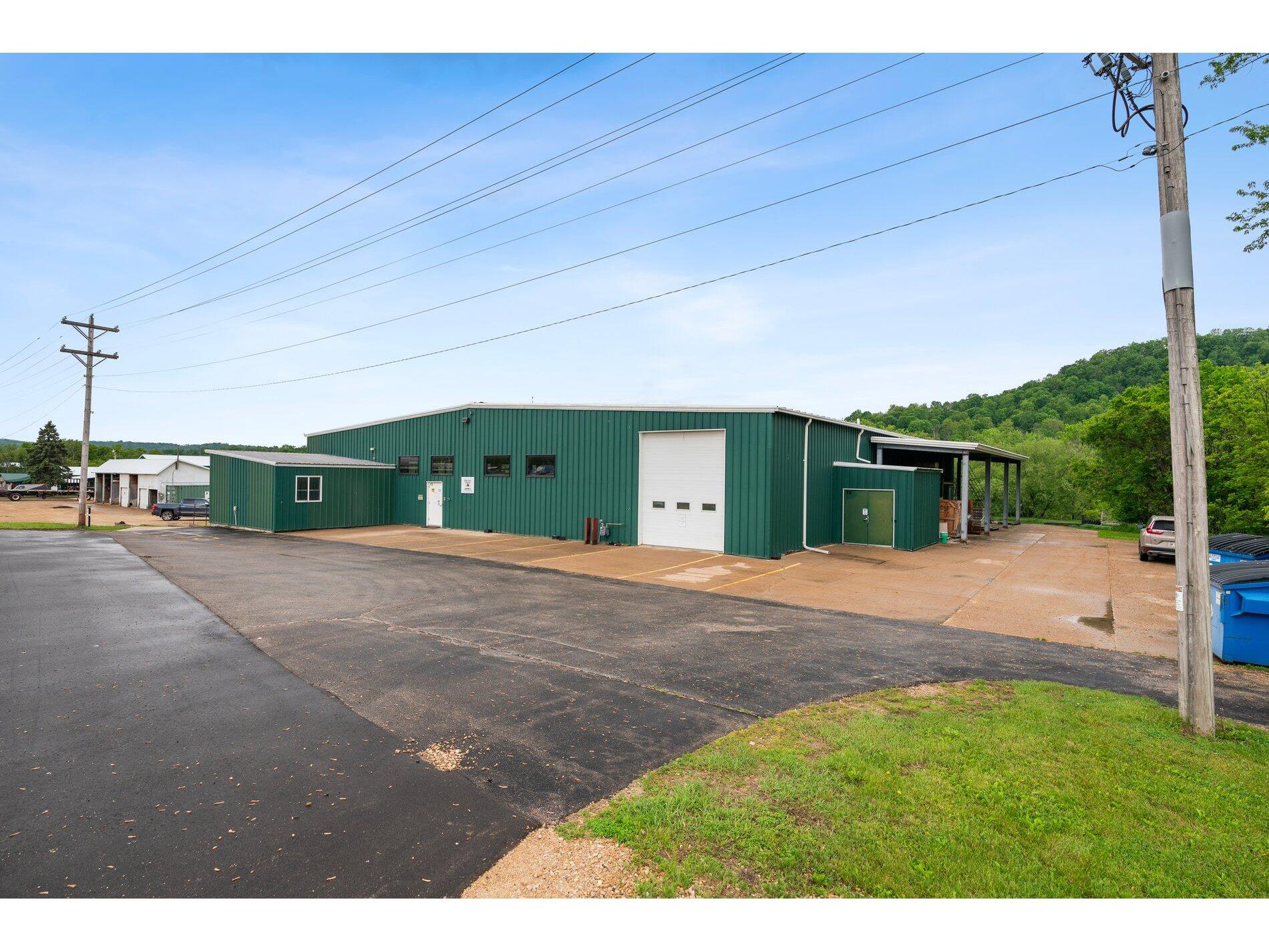 637 N Mill La Farge WI 54639 1920661 image1