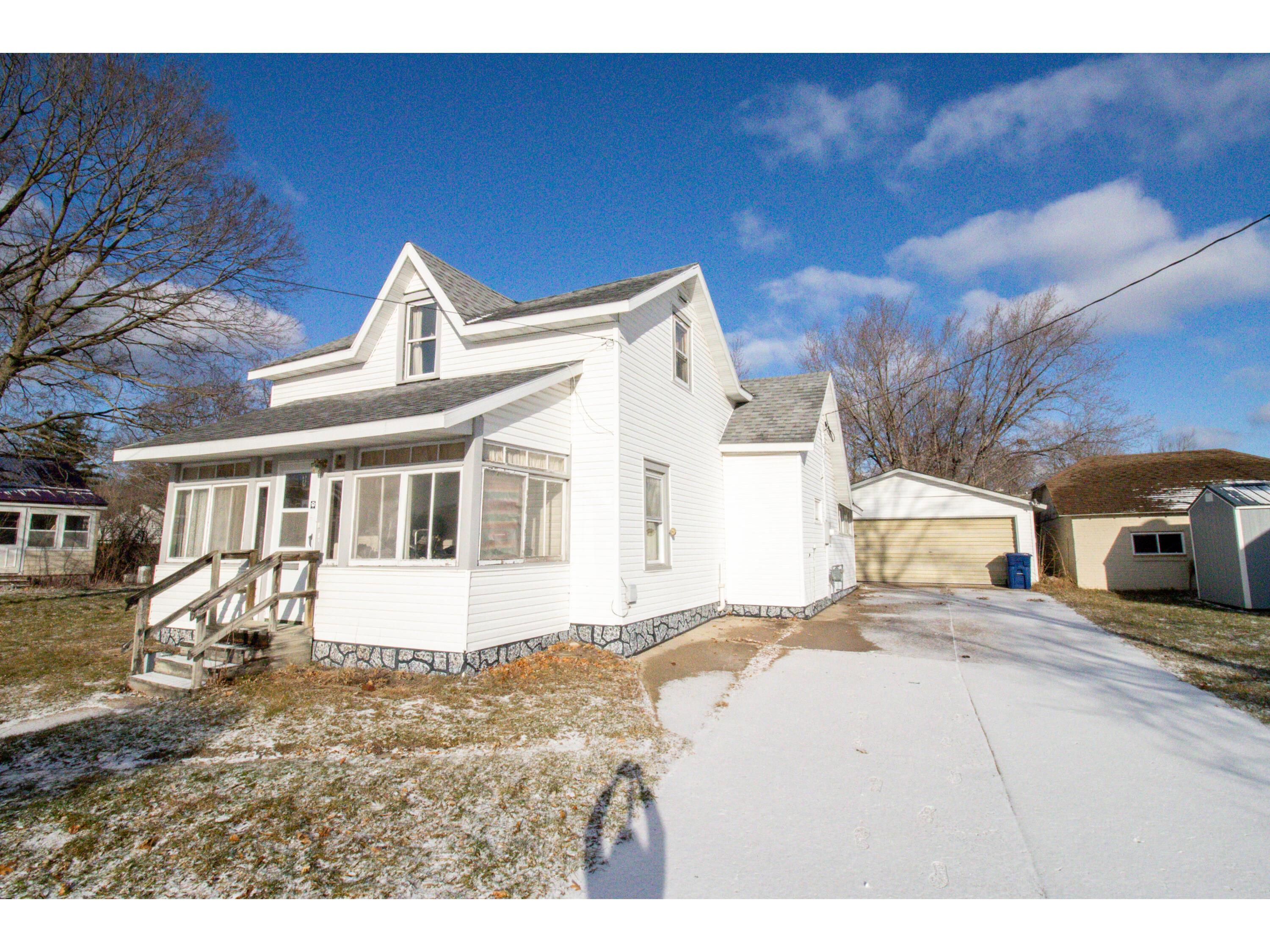 640 E Main, Sparta, WI, 54656 MLS 7769208 Edina Realty