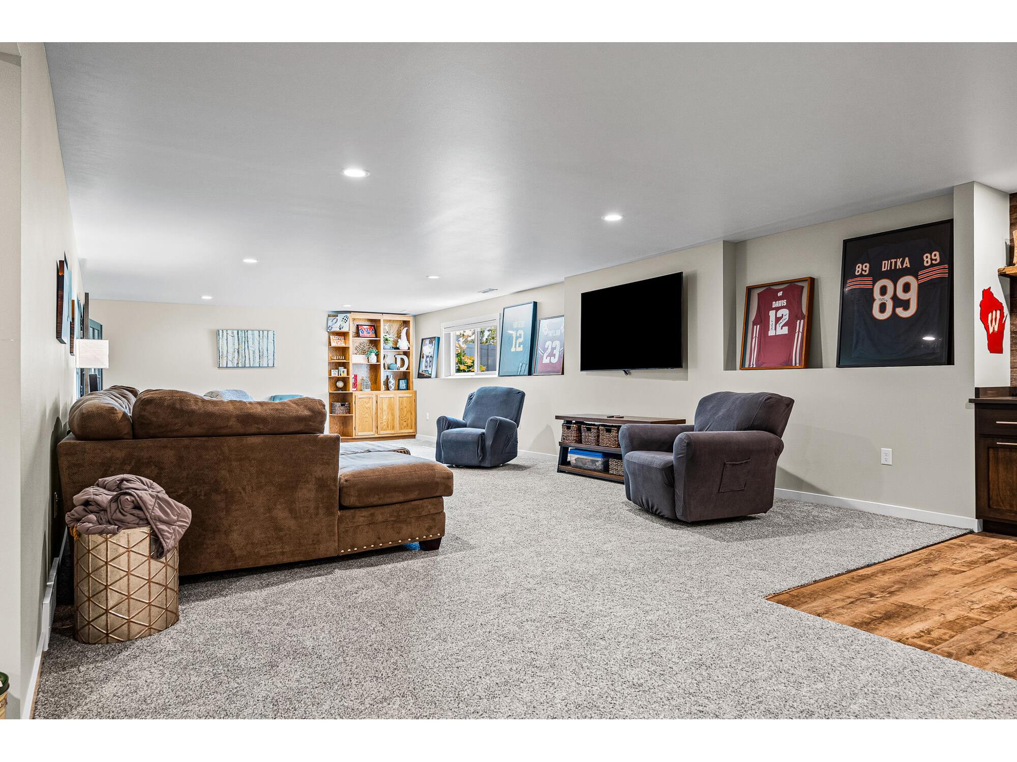 648 Silver Holmen WI 54636 1962566 image30