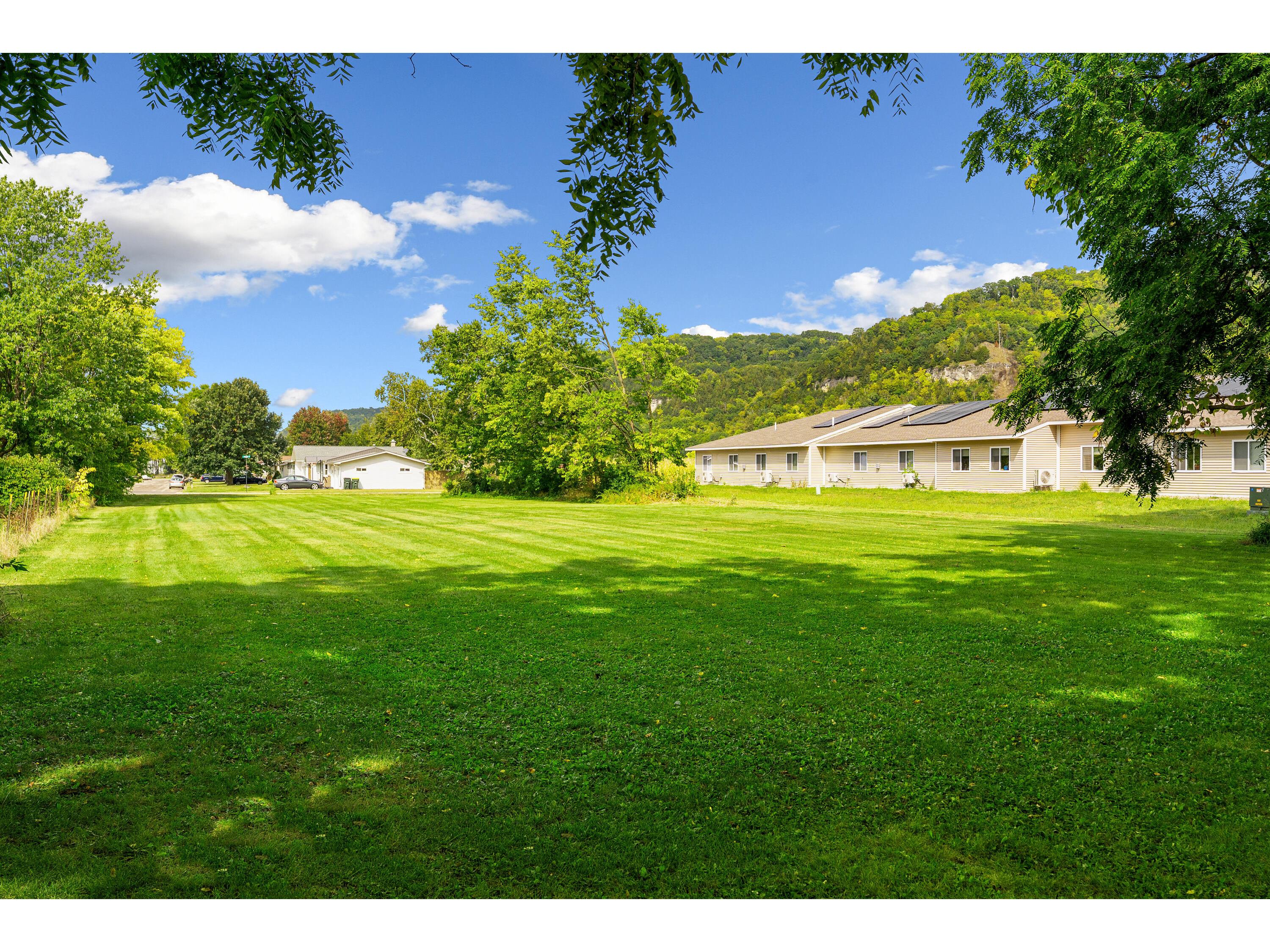 667 E Blackhawk Prairie Du Chien WI 53821 1935203 image30