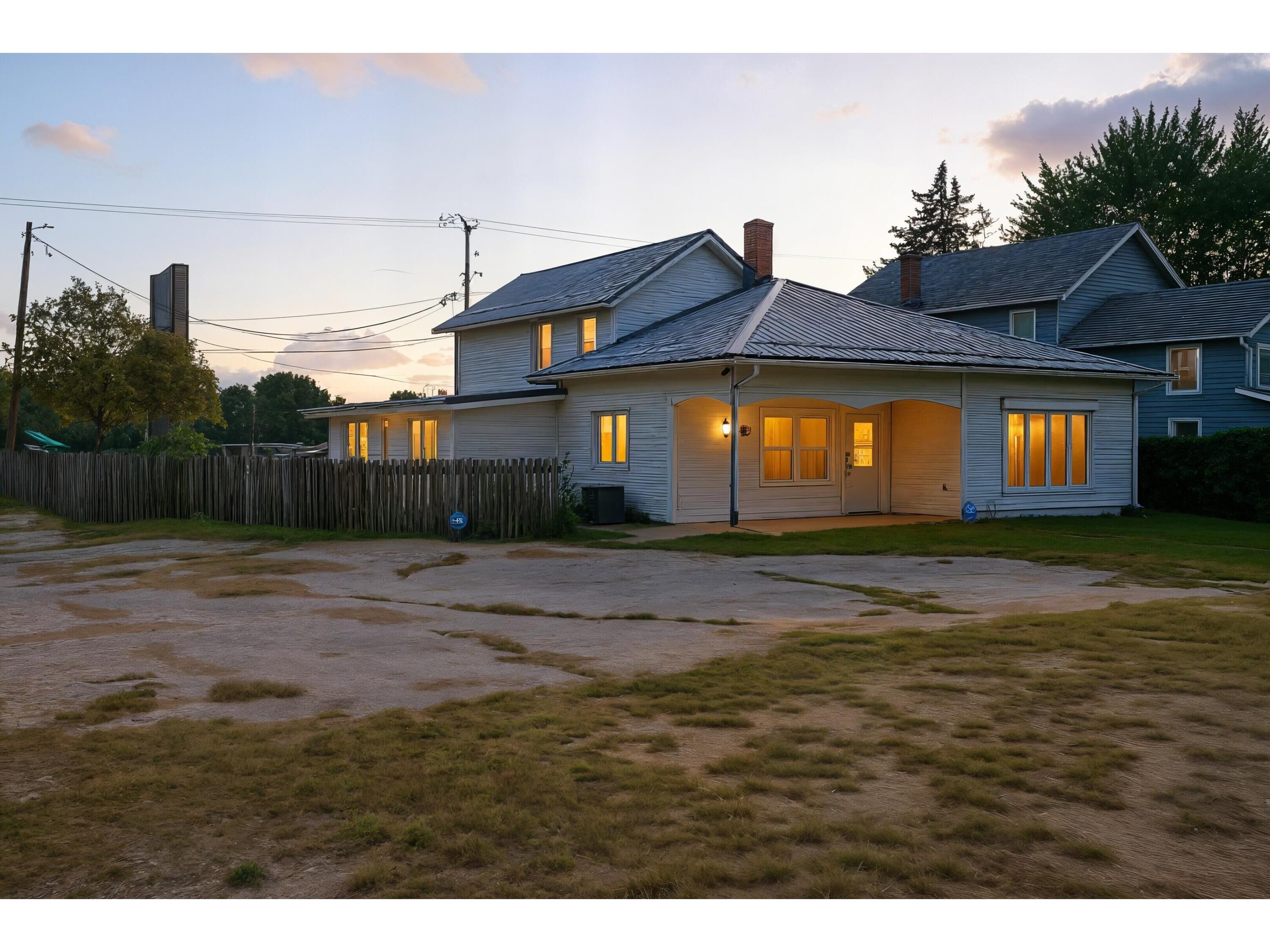 667 E Blackhawk Prairie Du Chien WI 53821 1935203 image33