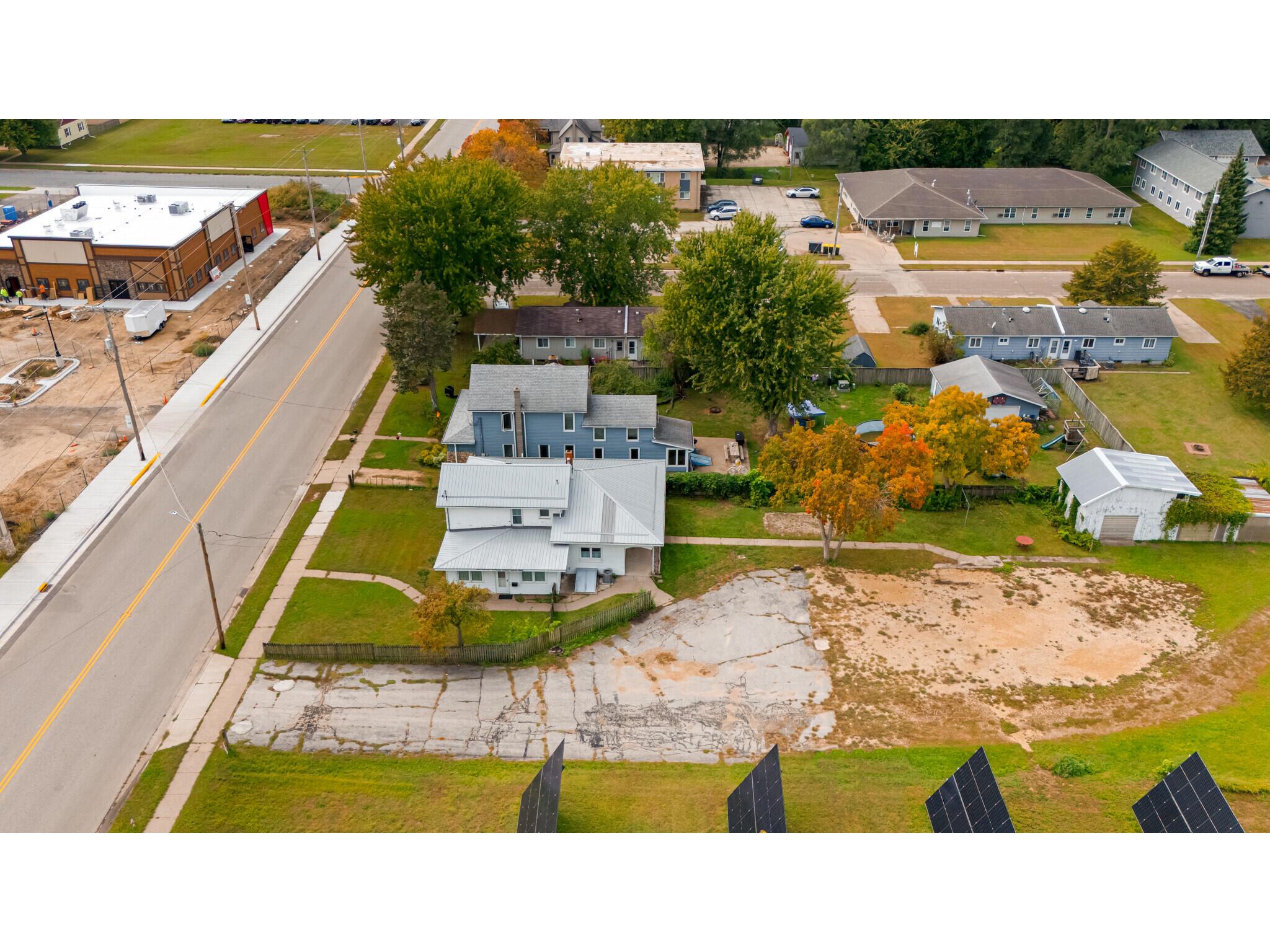 667 E Blackhawk Prairie Du Chien WI 53821 1935203 image49