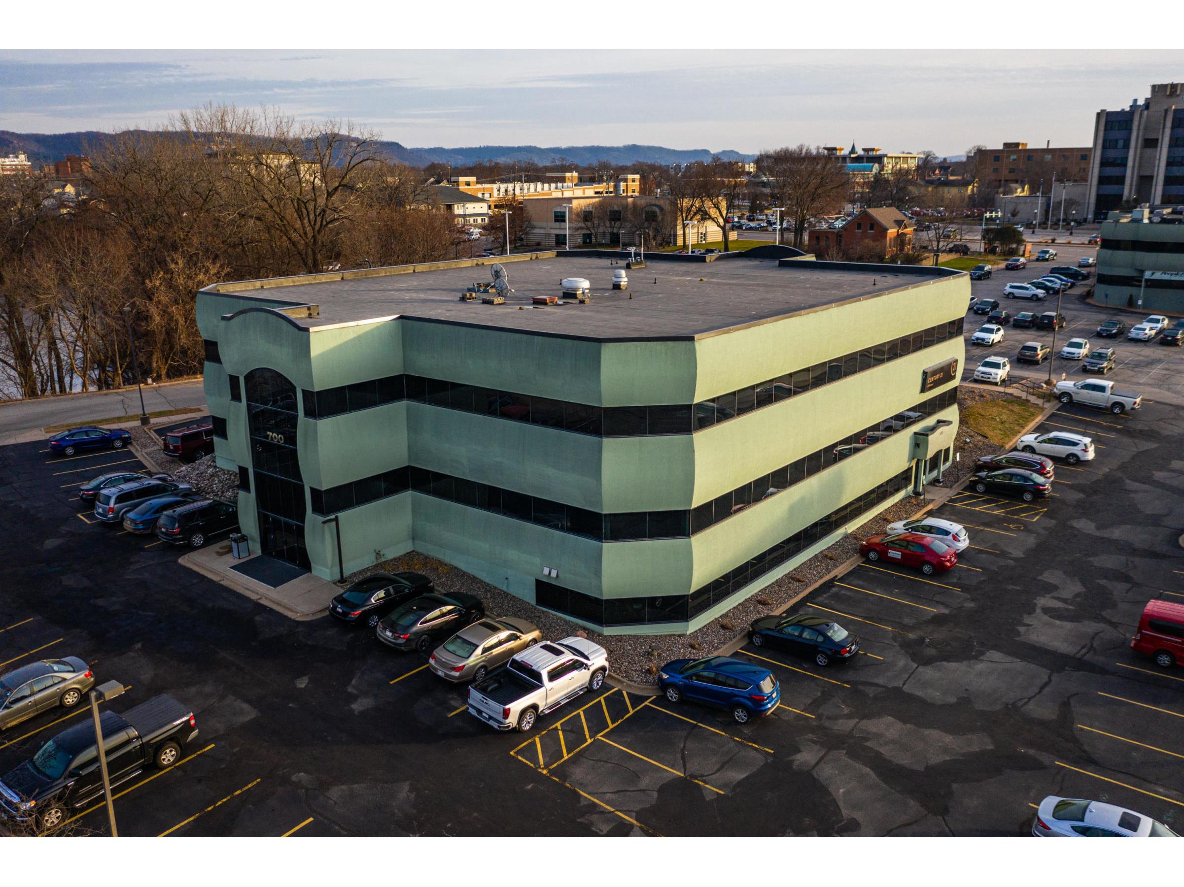 700 3rd #103 La Crosse WI 54601 1907539 image1