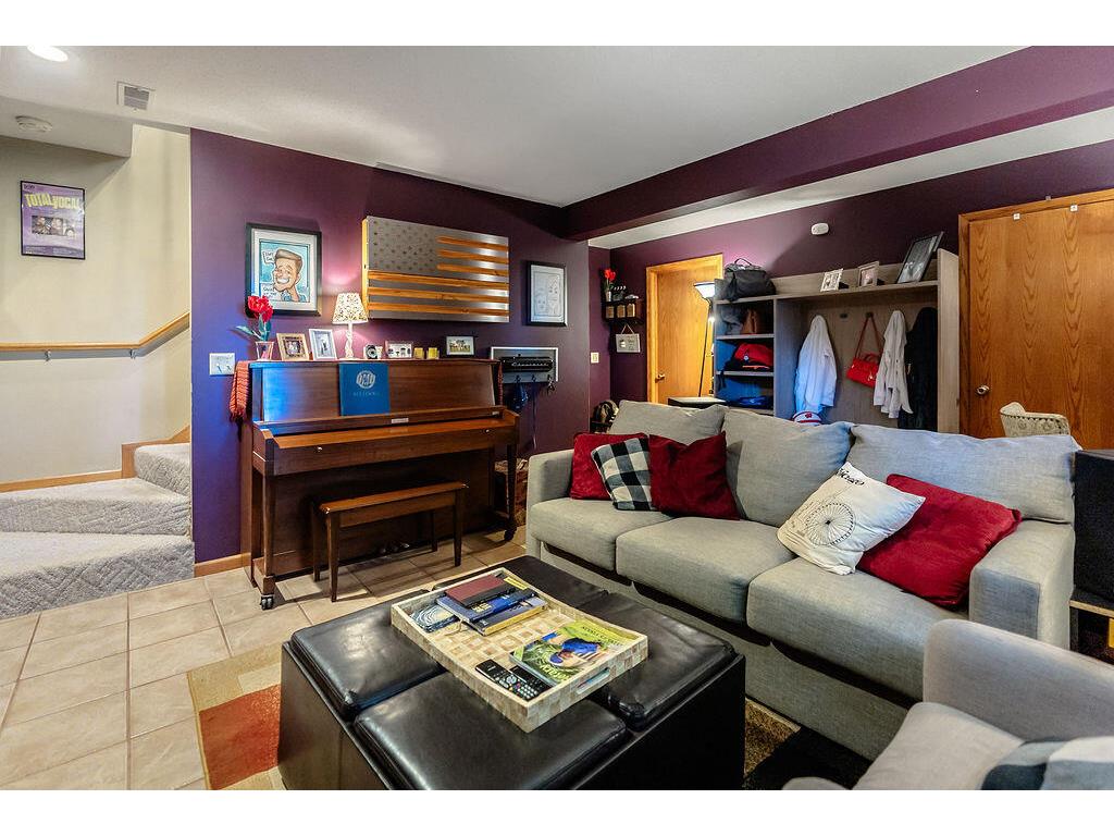 701 Fanta Reed Campbell WI 54603 1970690 image30