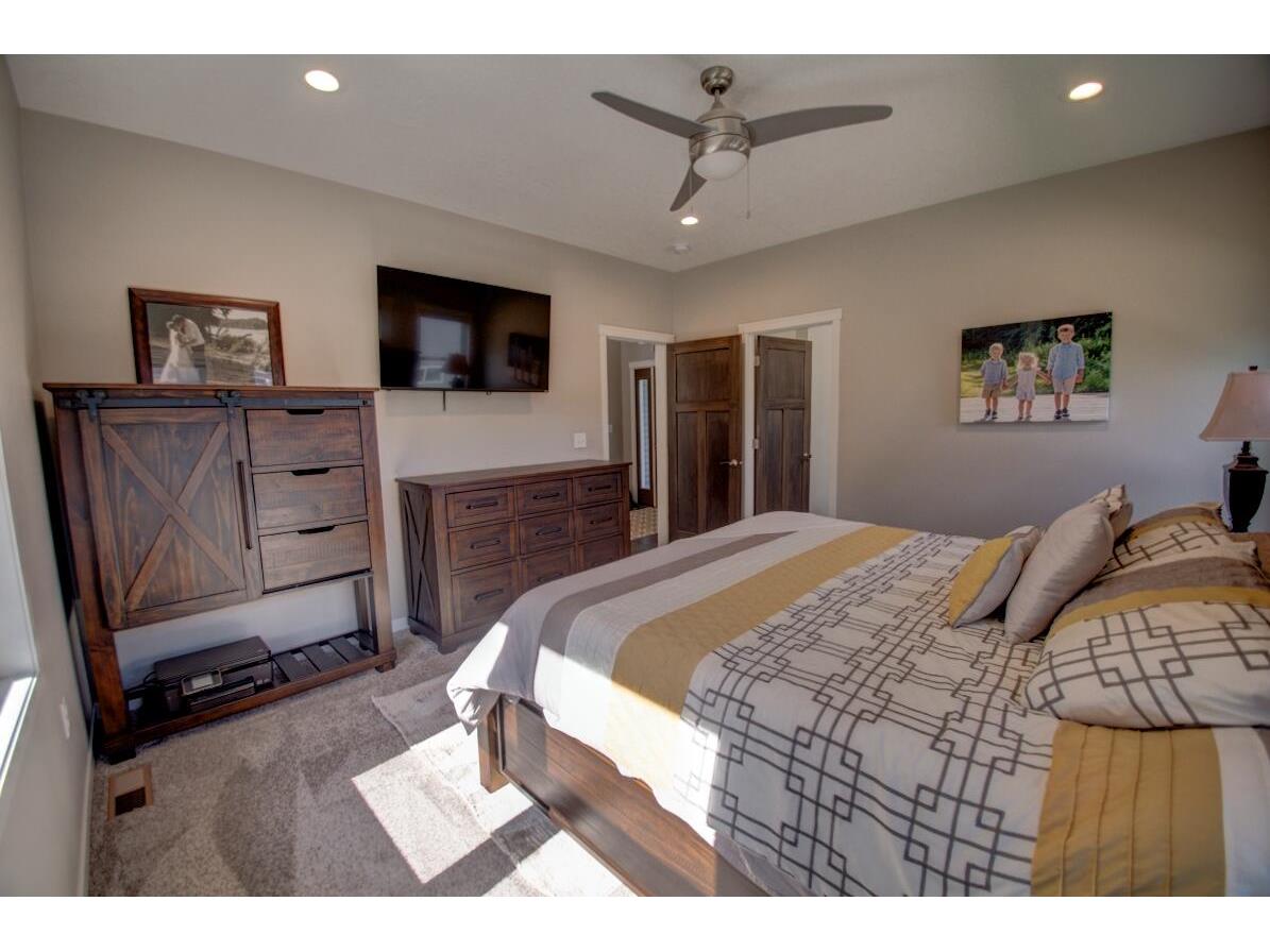 704 Knollwood Holmen WI 54636 1937583 image11