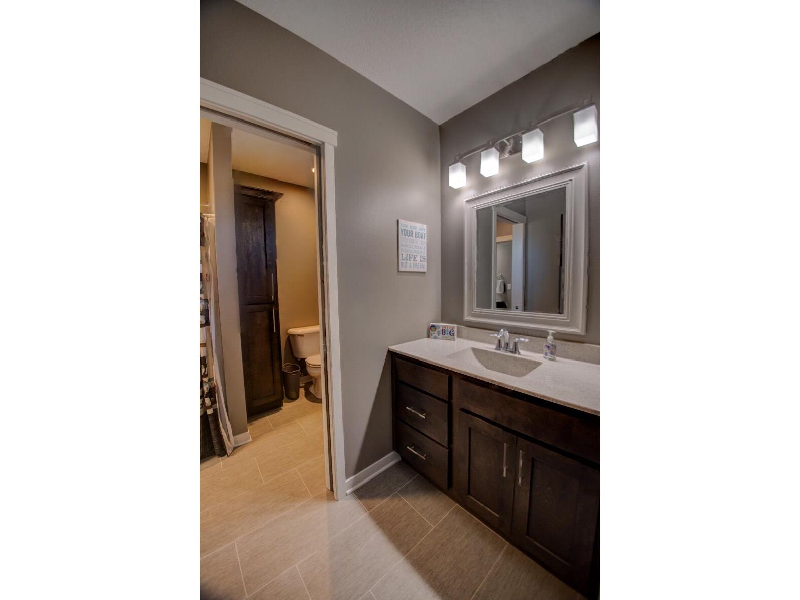 704 Knollwood Holmen WI 54636 1937583 image35