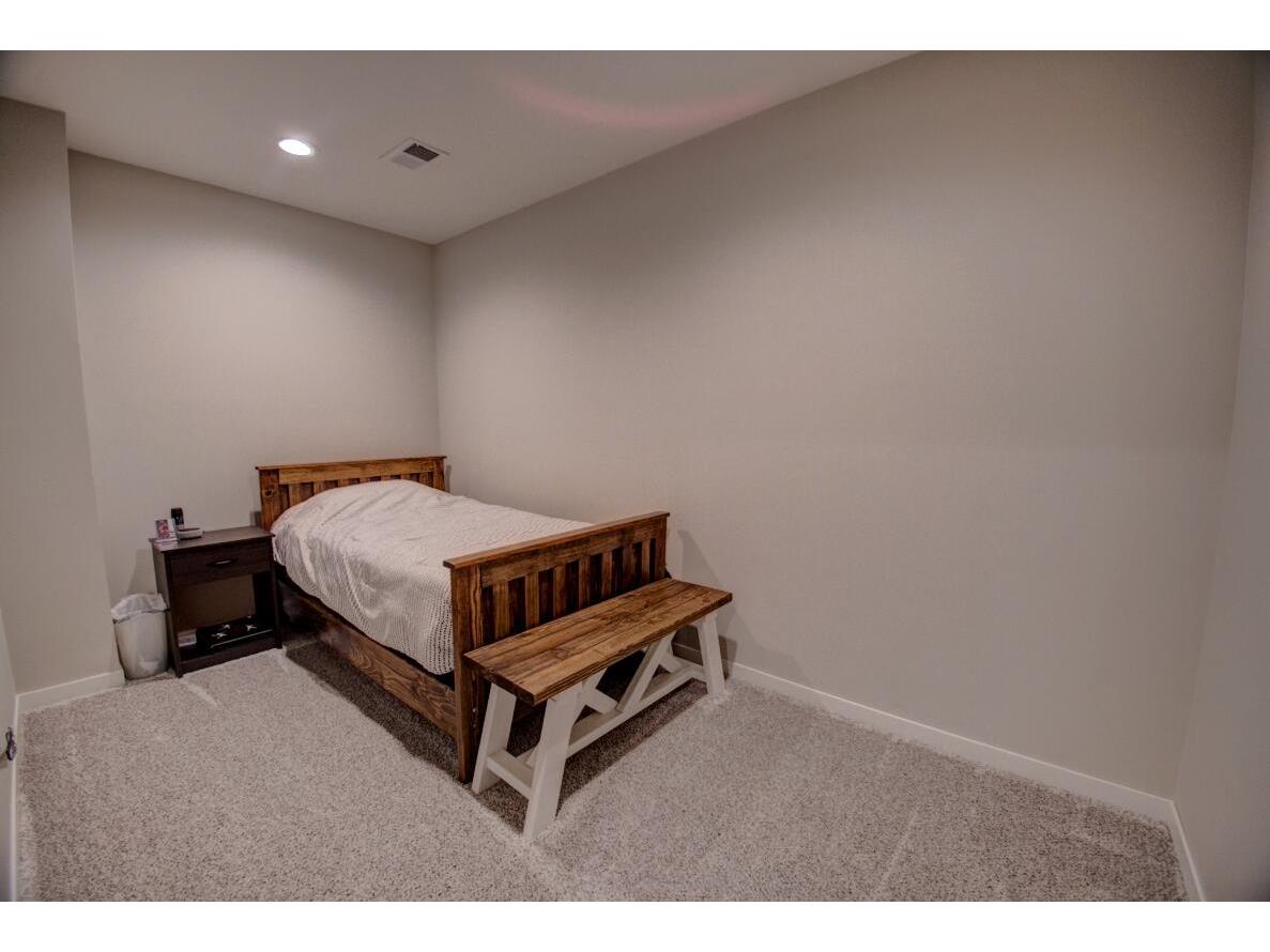 704 Knollwood Holmen WI 54636 1937583 image46