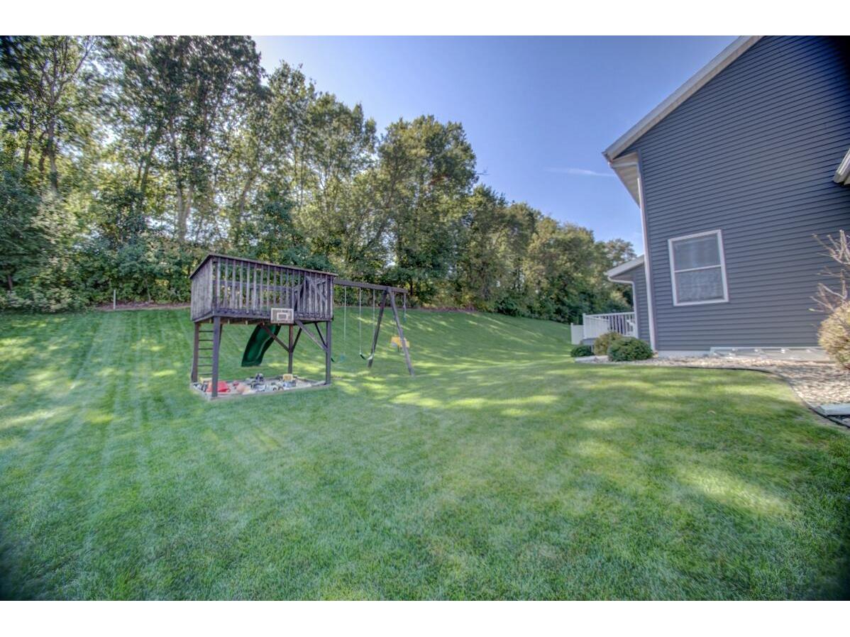 704 Knollwood Holmen WI 54636 1937583 image48