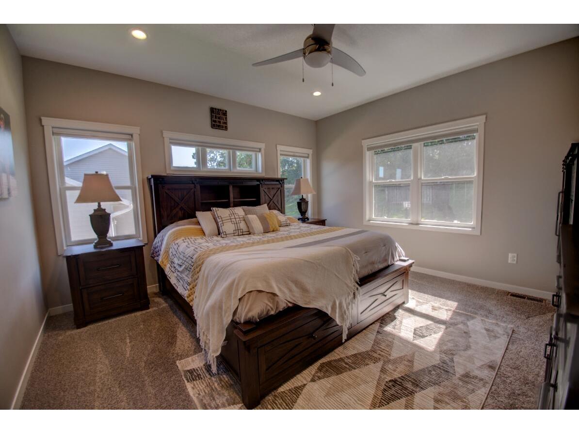 704 Knollwood Holmen WI 54636 1937583 image9