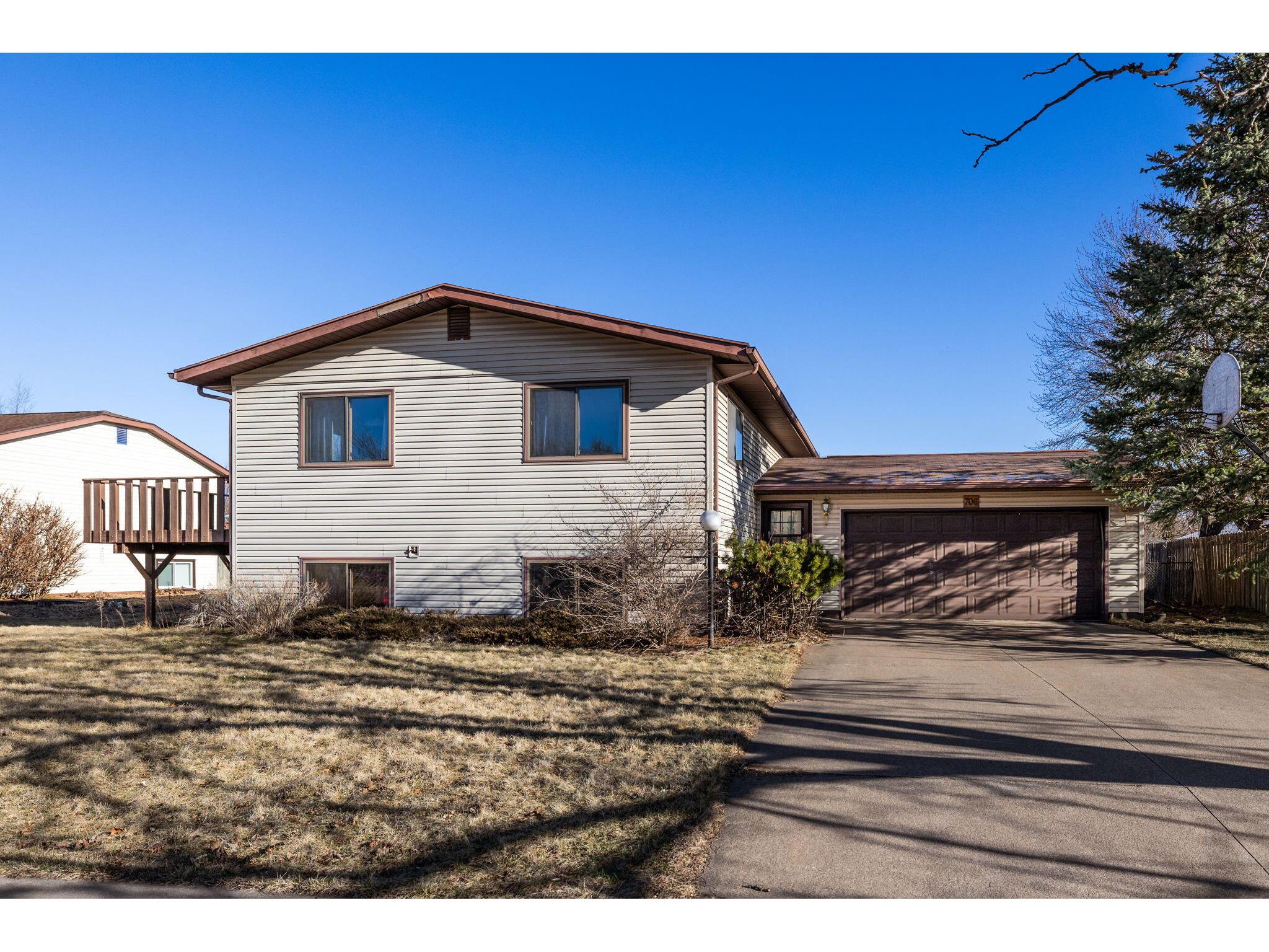 706 12th La Crescent MN 55947 1911310 image1