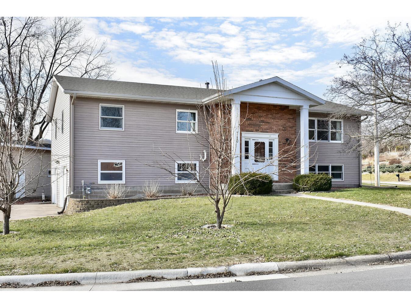 710 Birch La Crescent MN 55947 1865301 image1