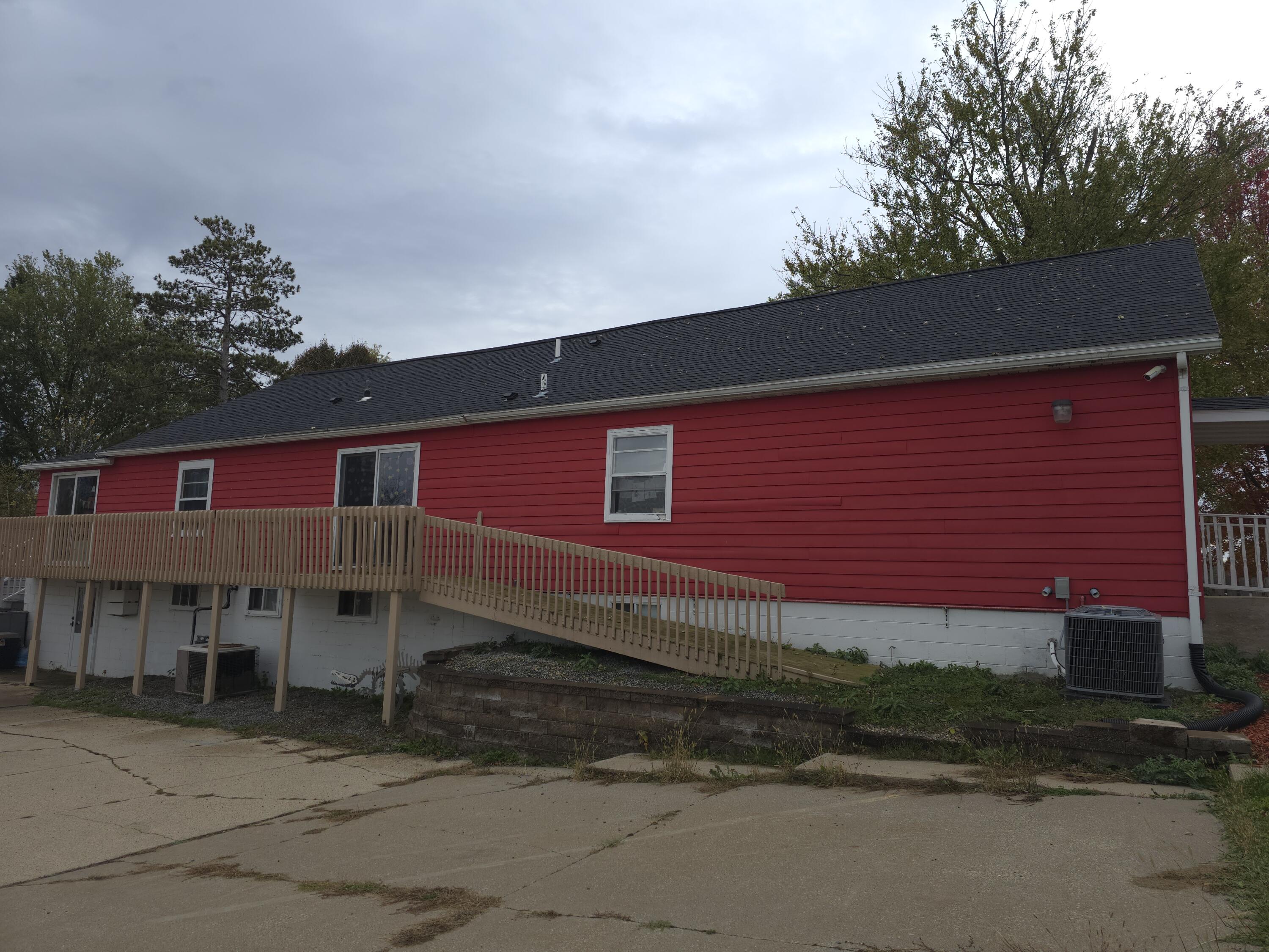 711 W Montgomery Sparta WI 54656 1939144 image11