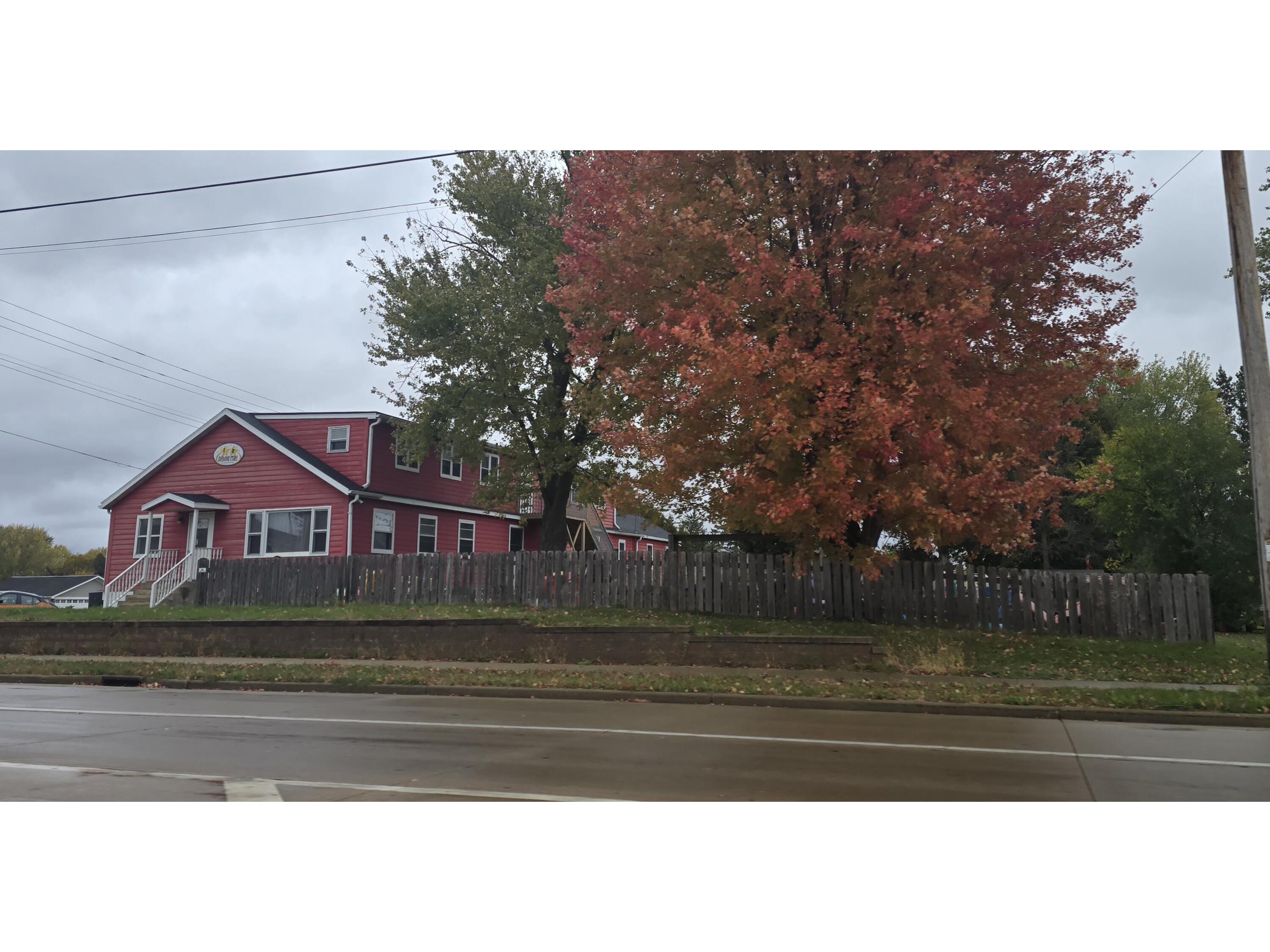 711 W Montgomery Sparta WI 54656 1939144 image5