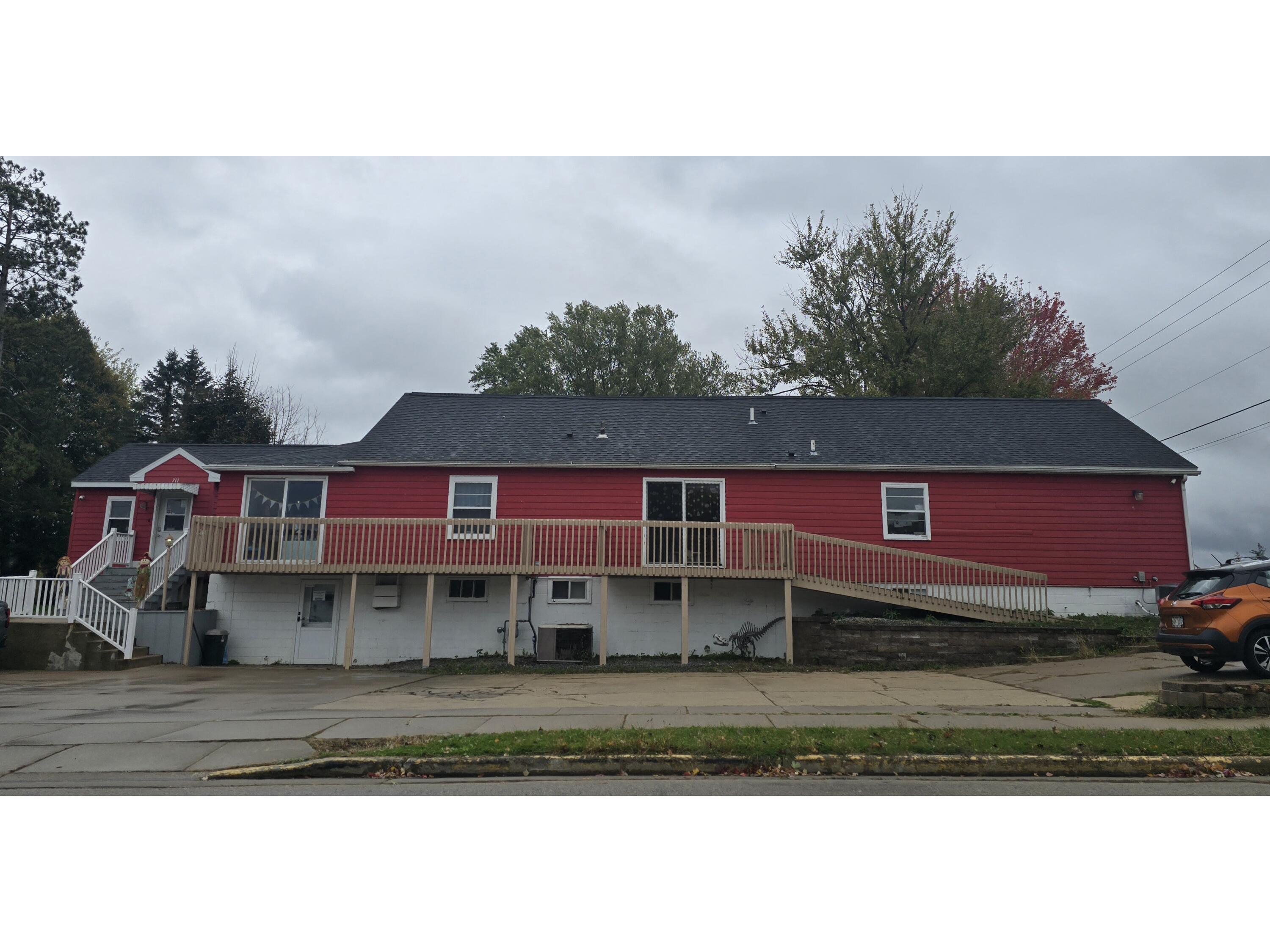 711 W Montgomery Sparta WI 54656 1939144 image7