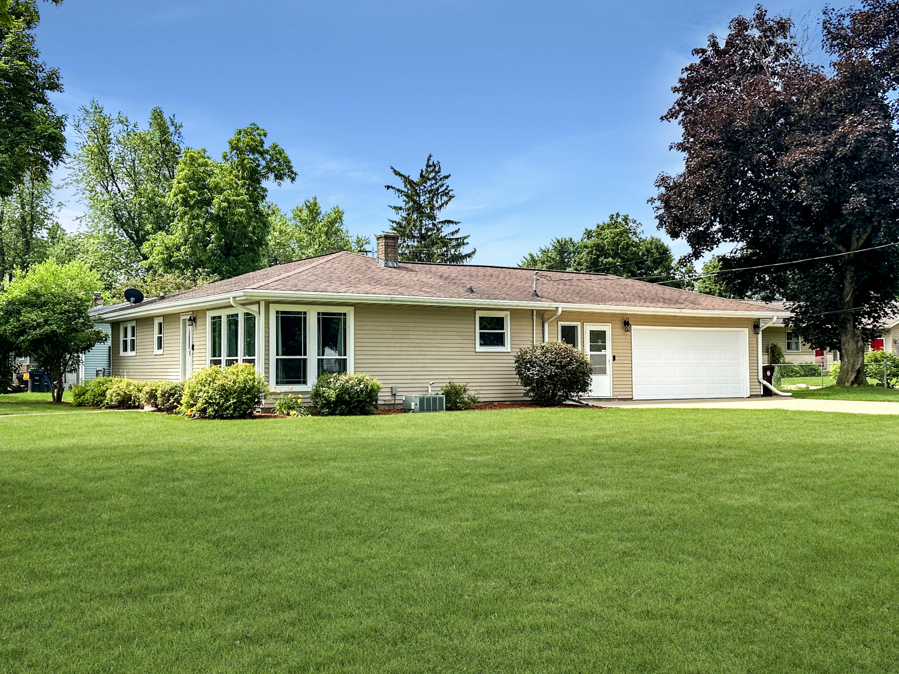 714 Dutton Onalaska WI 54650 1924616 image1