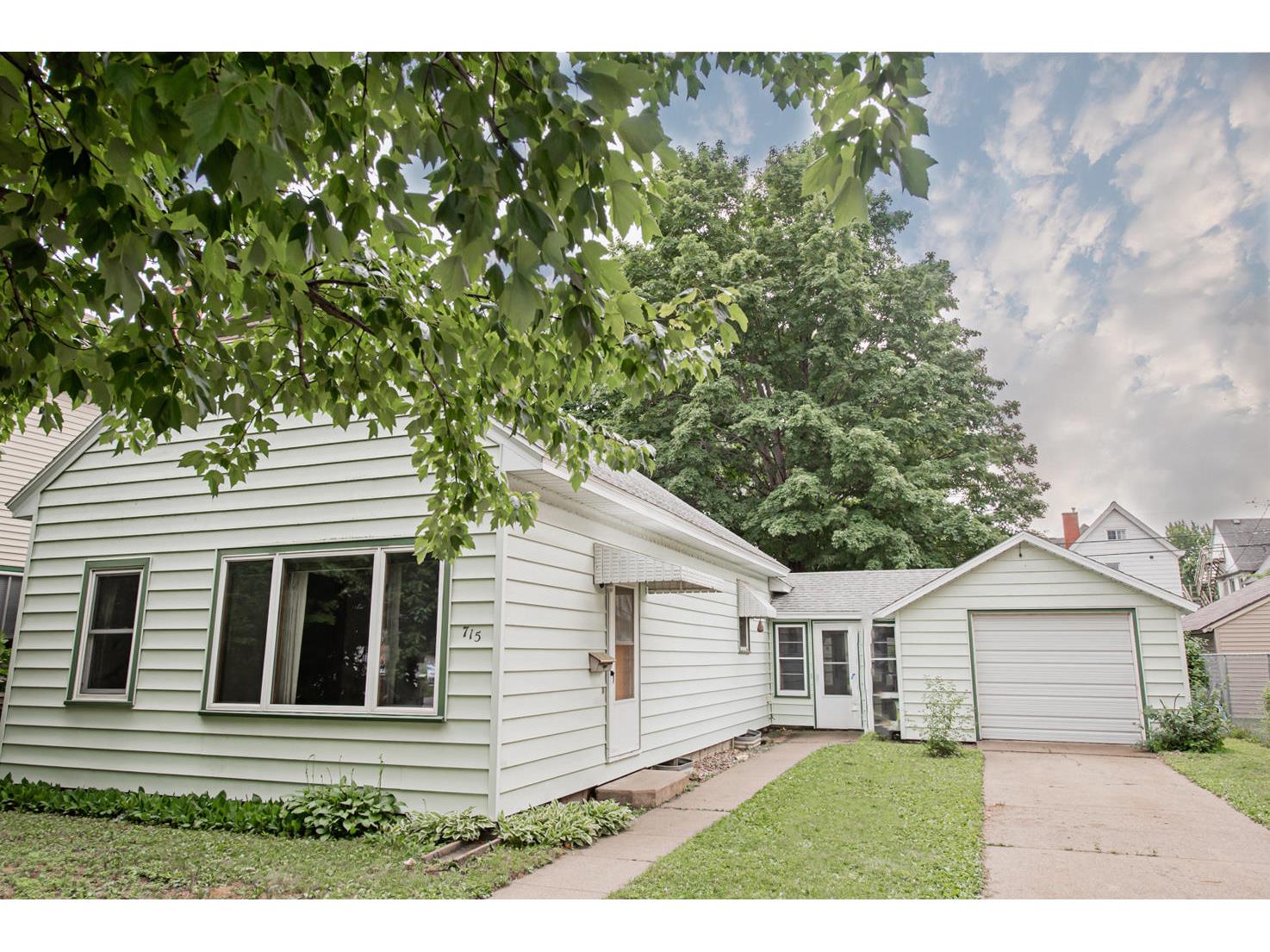 715 5th St W, Winona, MN 55987 MLS 1749284 Edina Realty