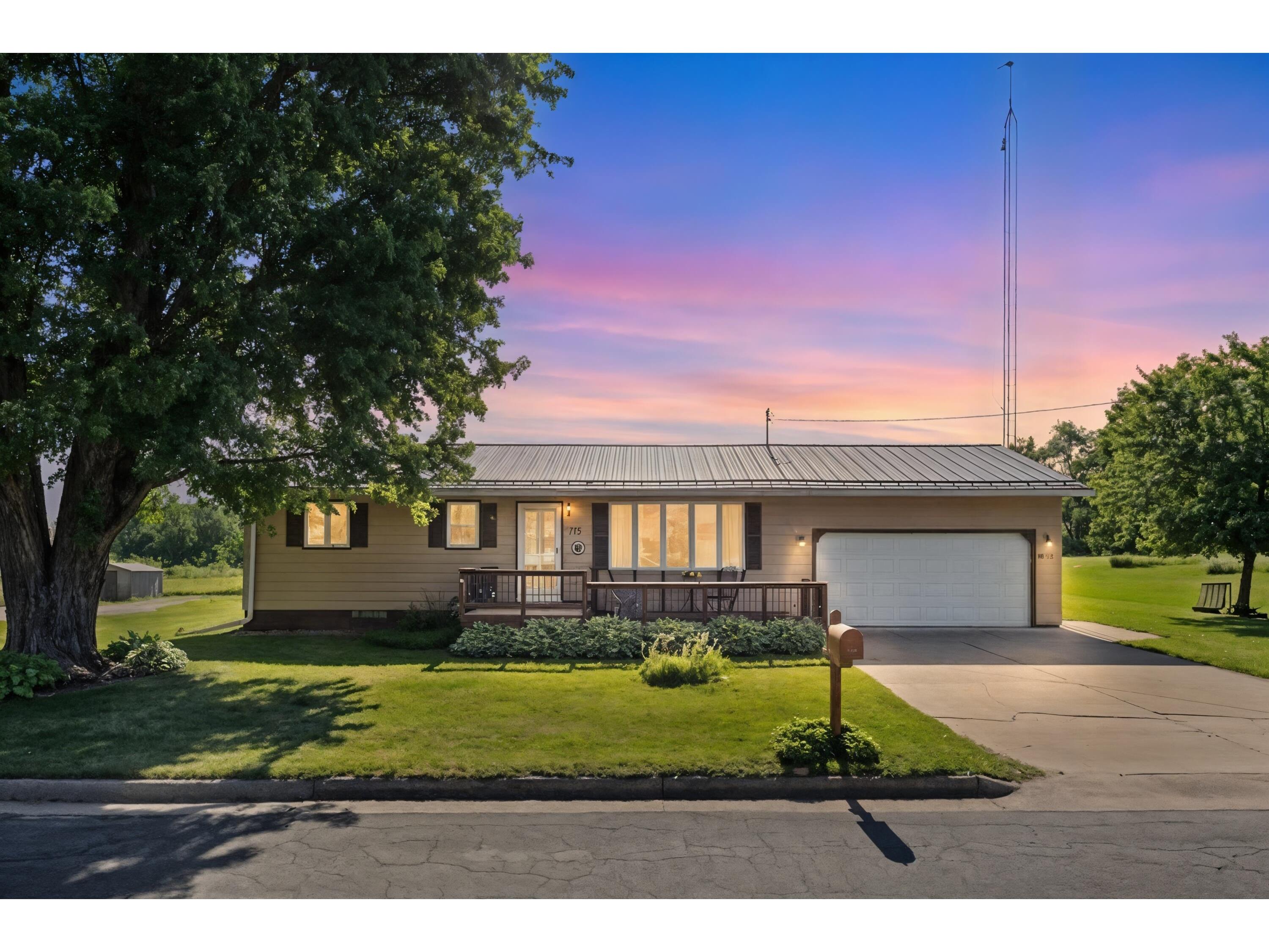 715 Chicago Viroqua WI 54665 1965787 image1