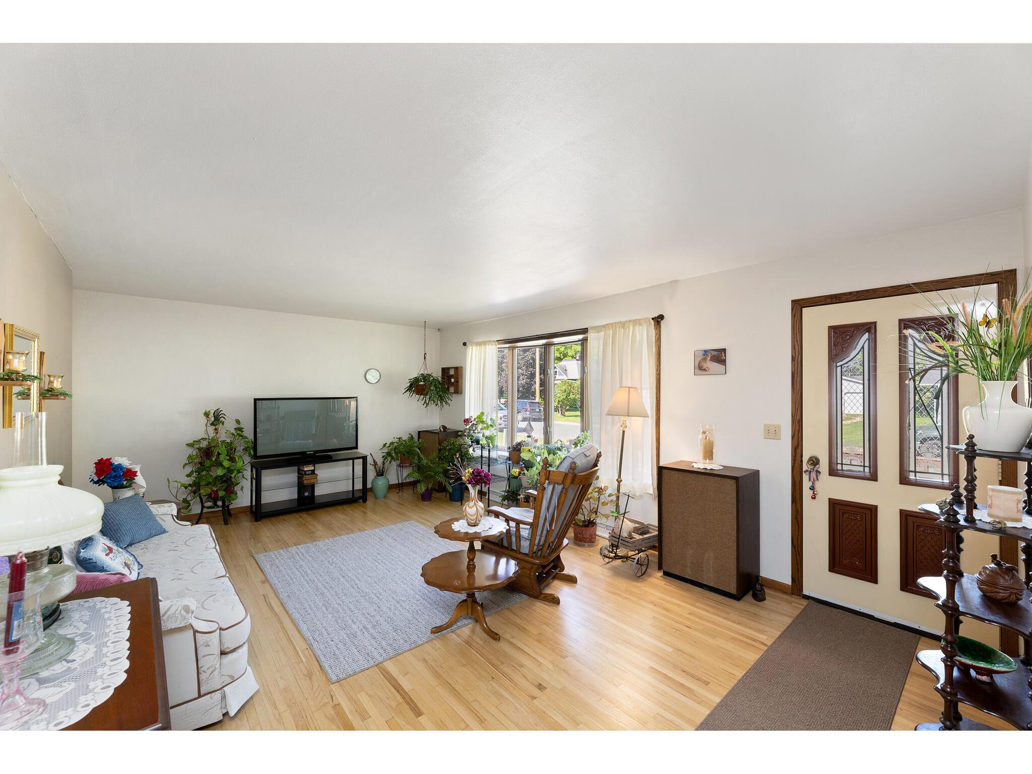 715 Chicago Viroqua WI 54665 1965787 image4