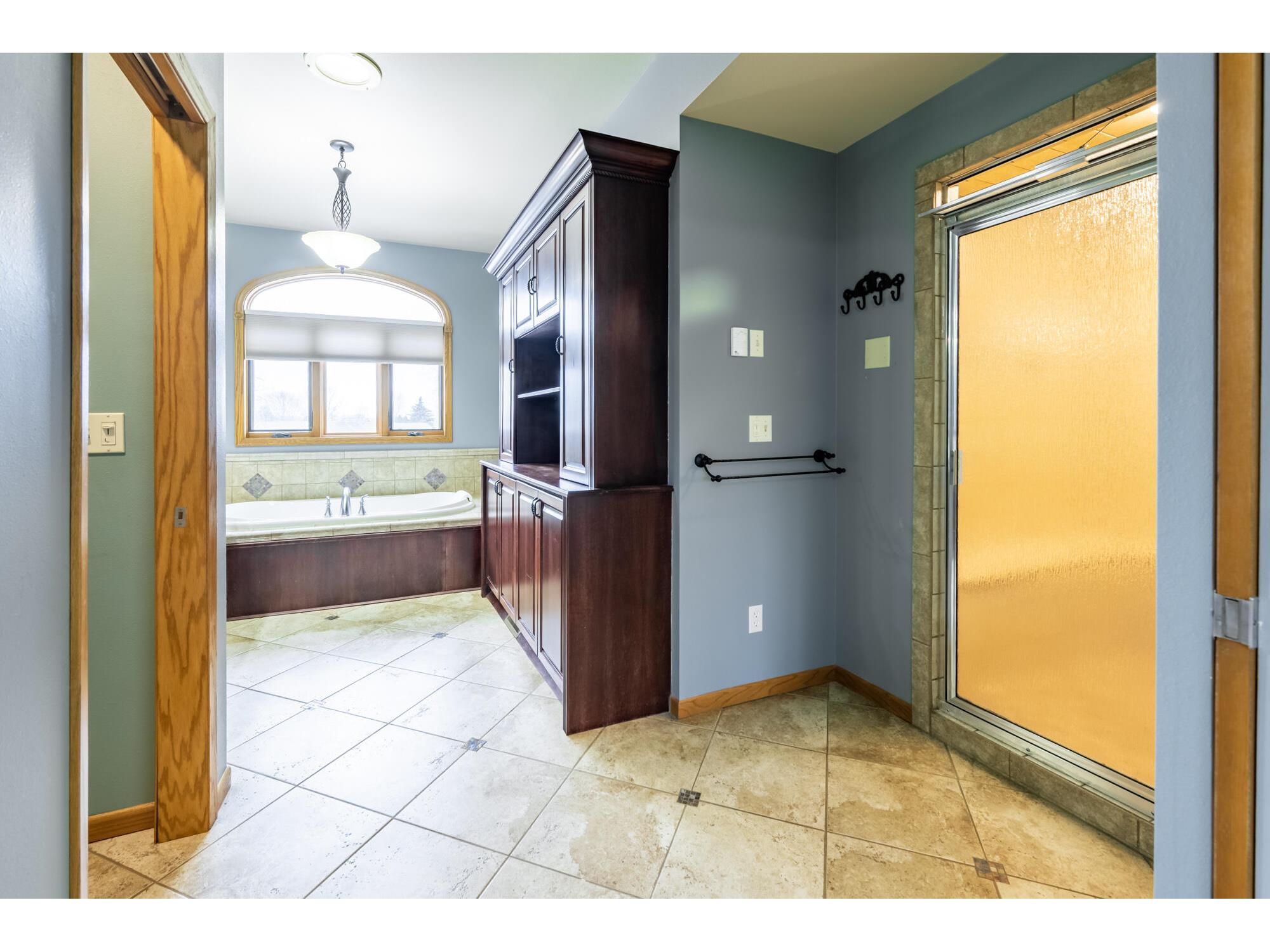 715 Lee West Salem WI 54669 - La Crosse River 1953287 image29