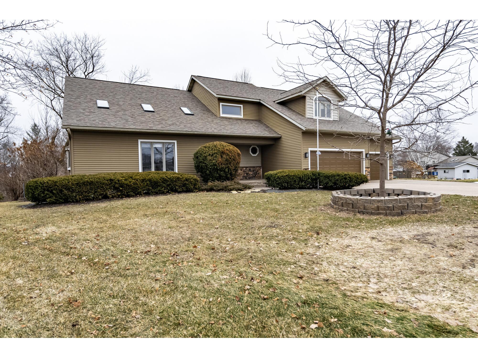 715 Lee West Salem WI 54669 - La Crosse River 1953287 image4