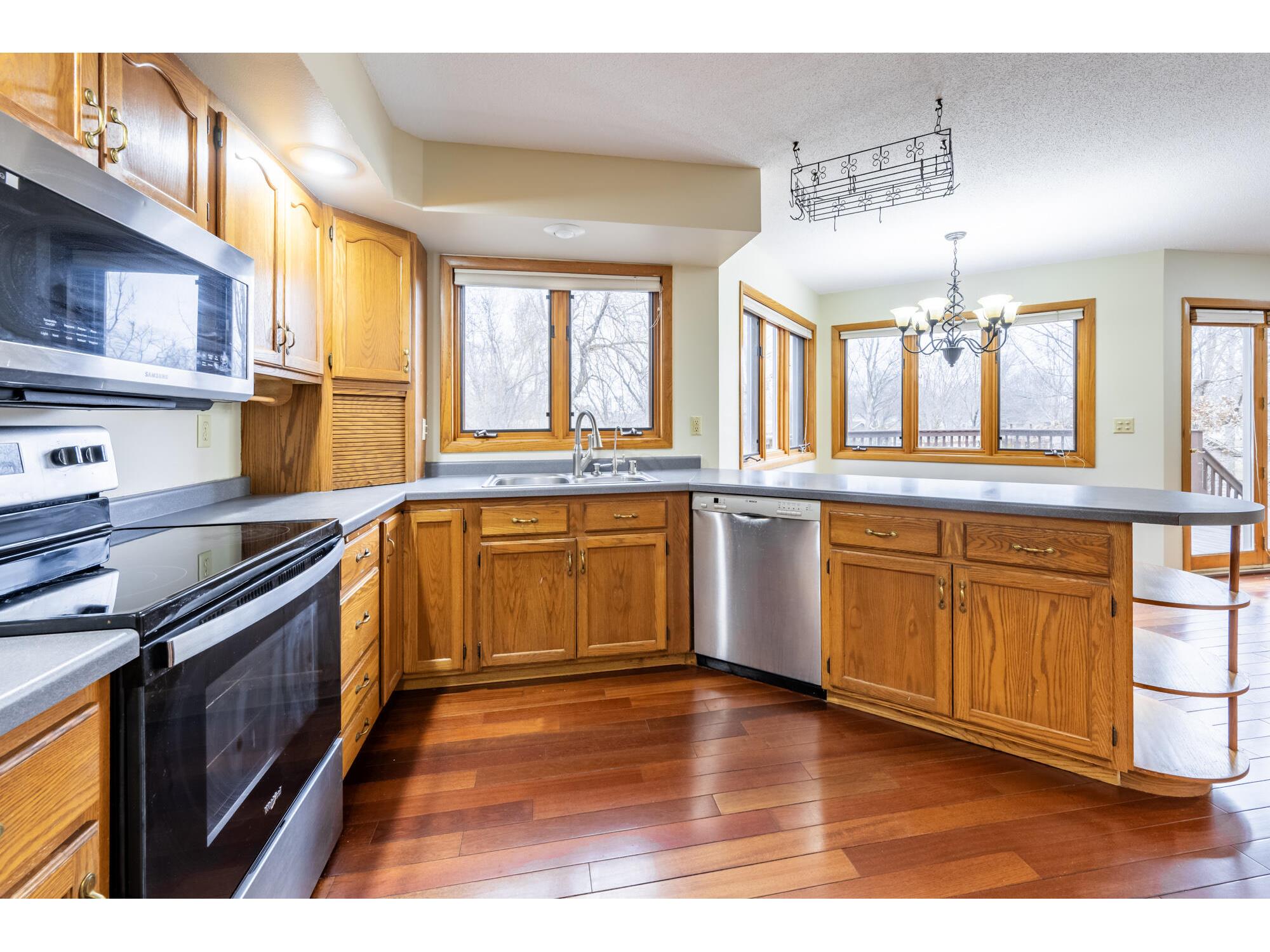 715 Lee West Salem WI 54669 - La Crosse River 1953287 image6