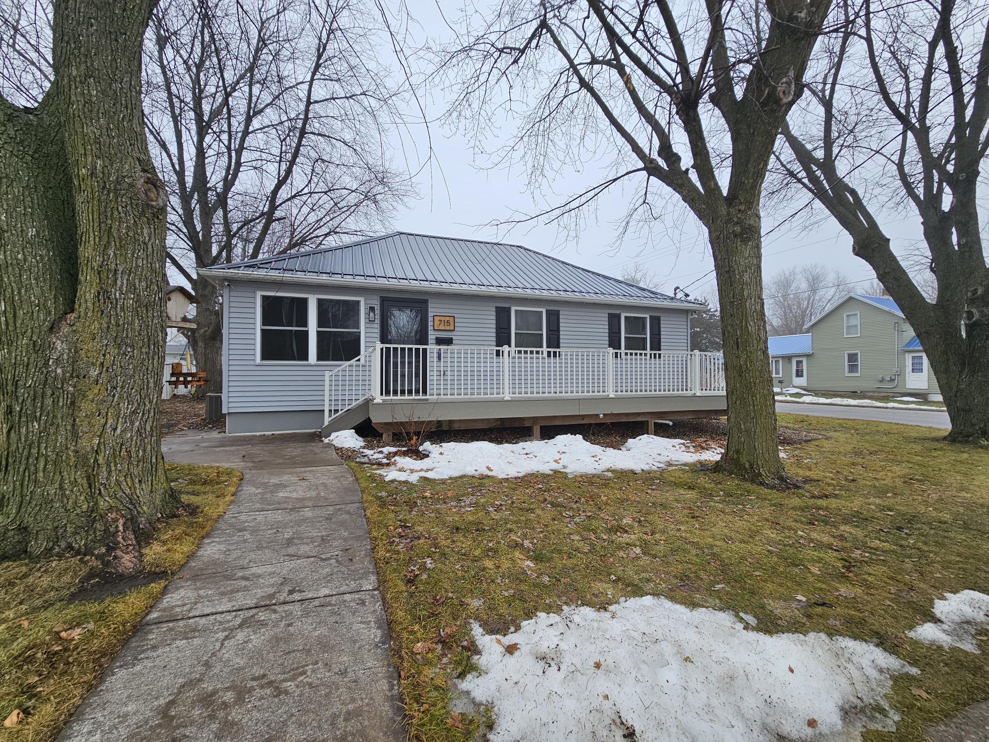 715 Sickle Platteville WI 53818 1945973 image1