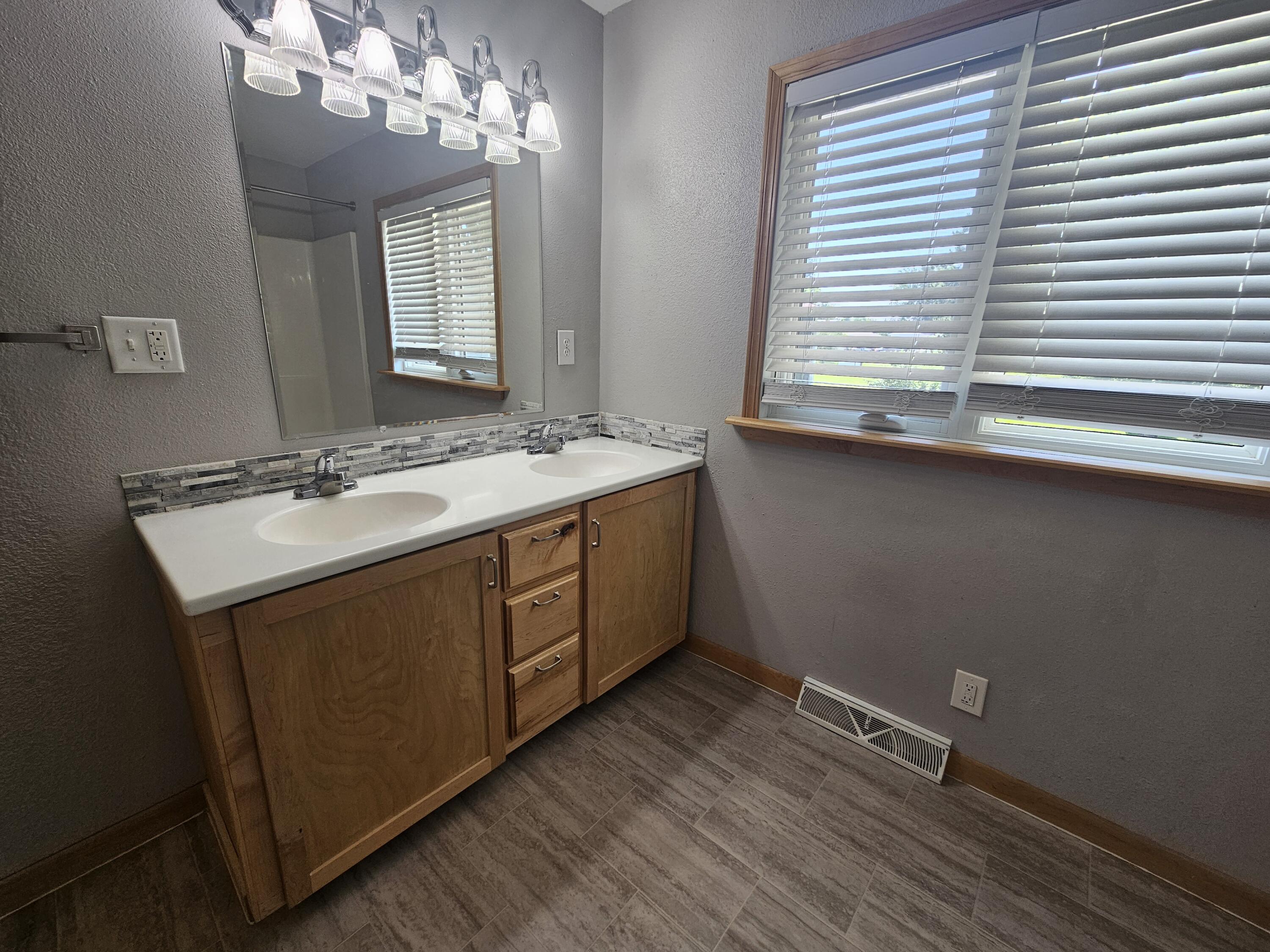 717 Austin St Sparta WI 54656 1970909 image17