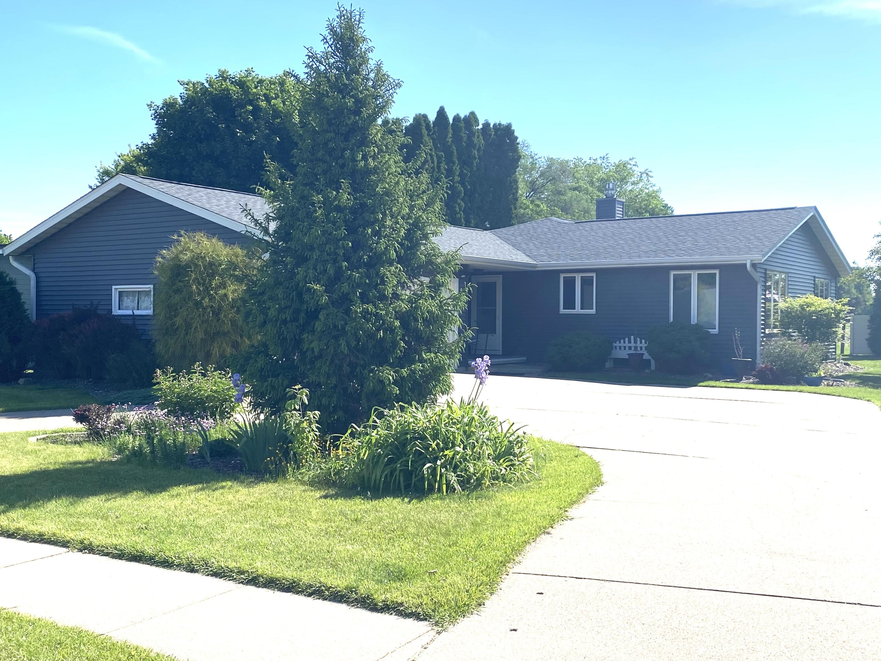 717 Mark West Salem WI 54669 1964366 image2