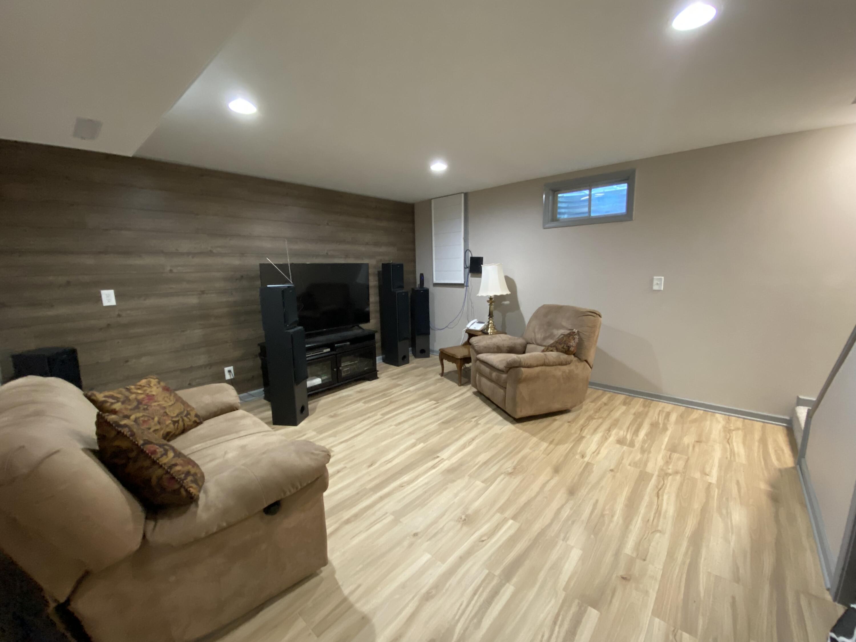 717 Mark West Salem WI 54669 1964366 image28