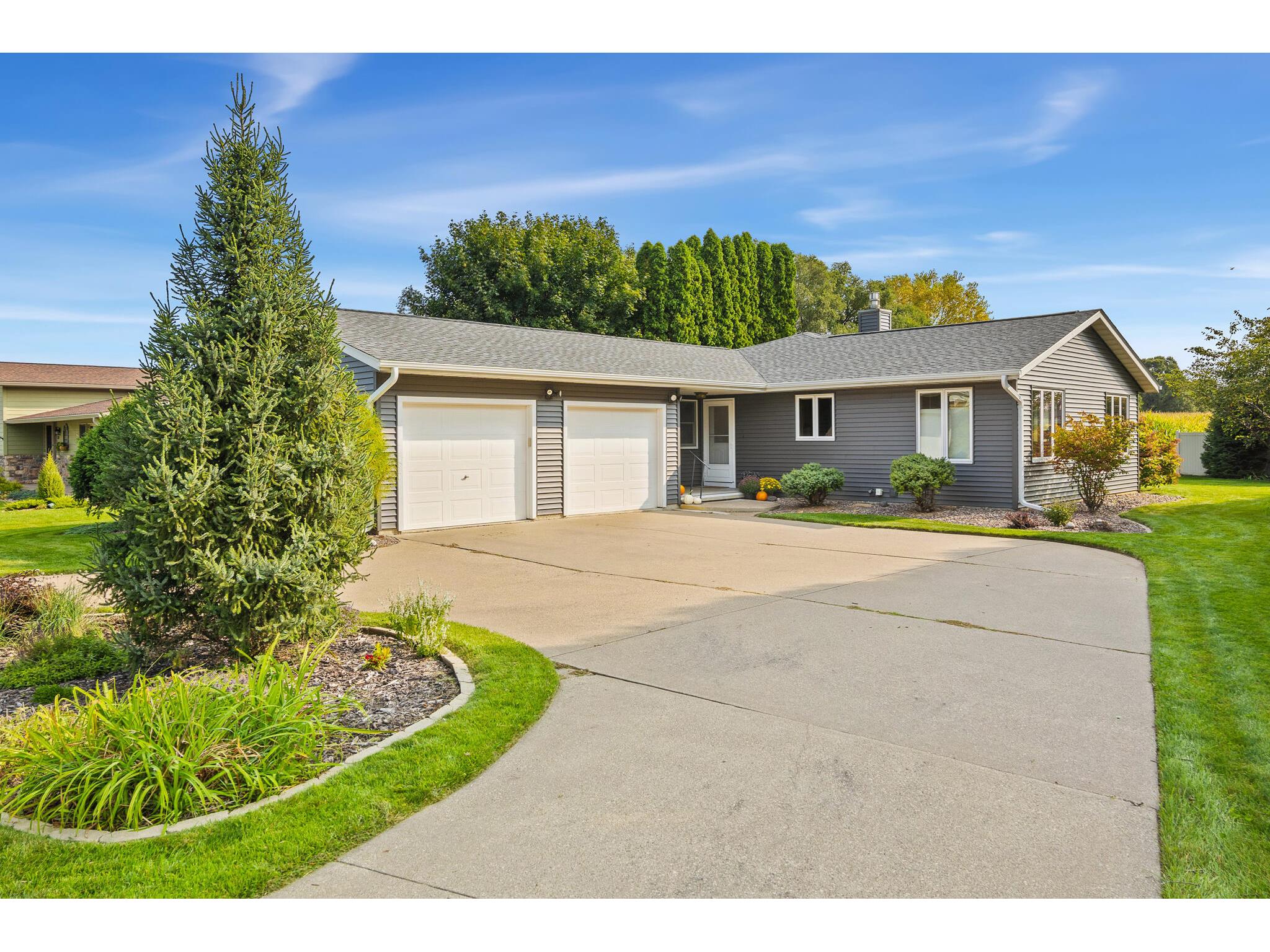 717 Mark West Salem WI 54669 1891172 image1