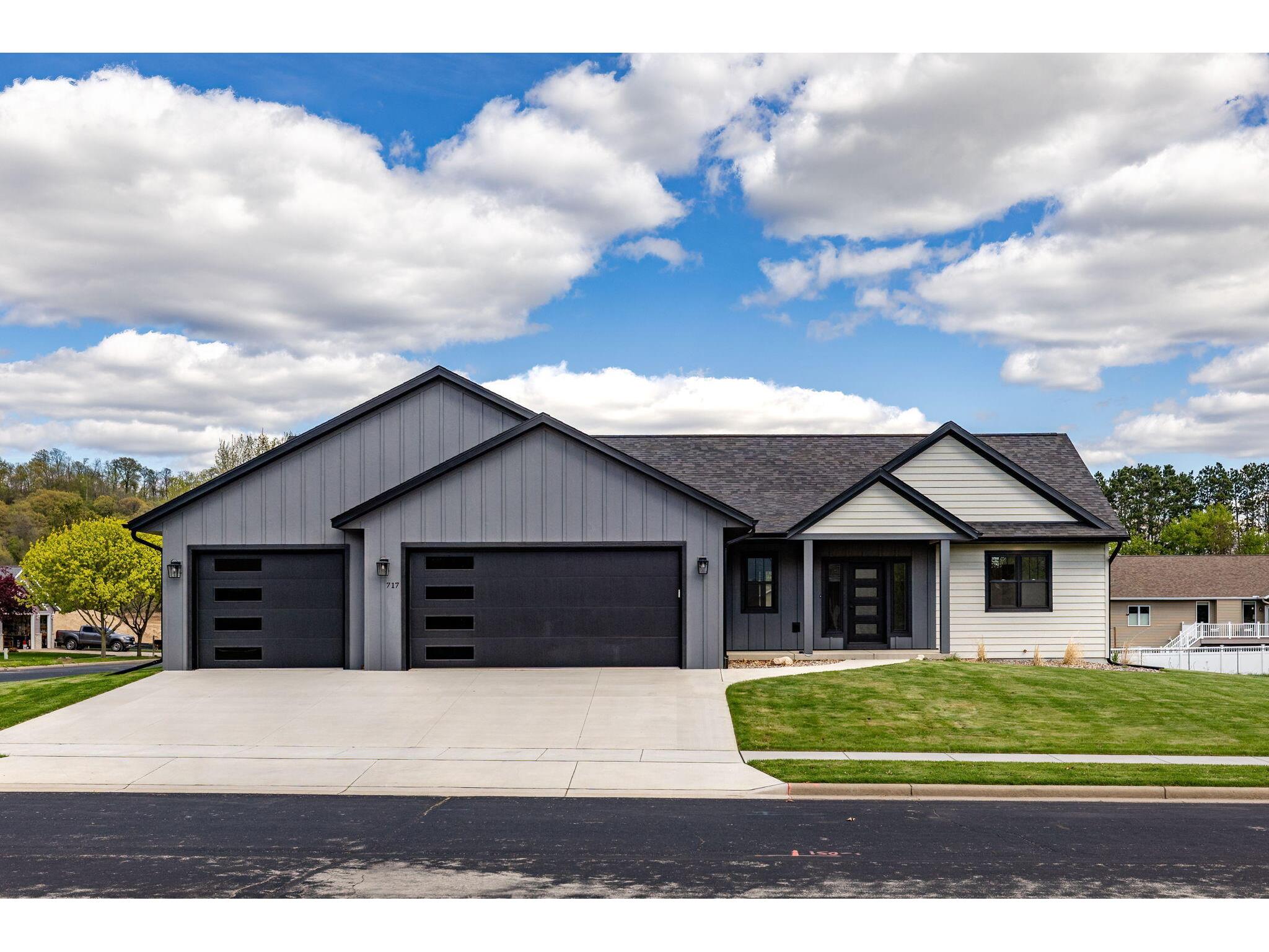 717 Tamarack Holmen WI 54636 1961109 image1