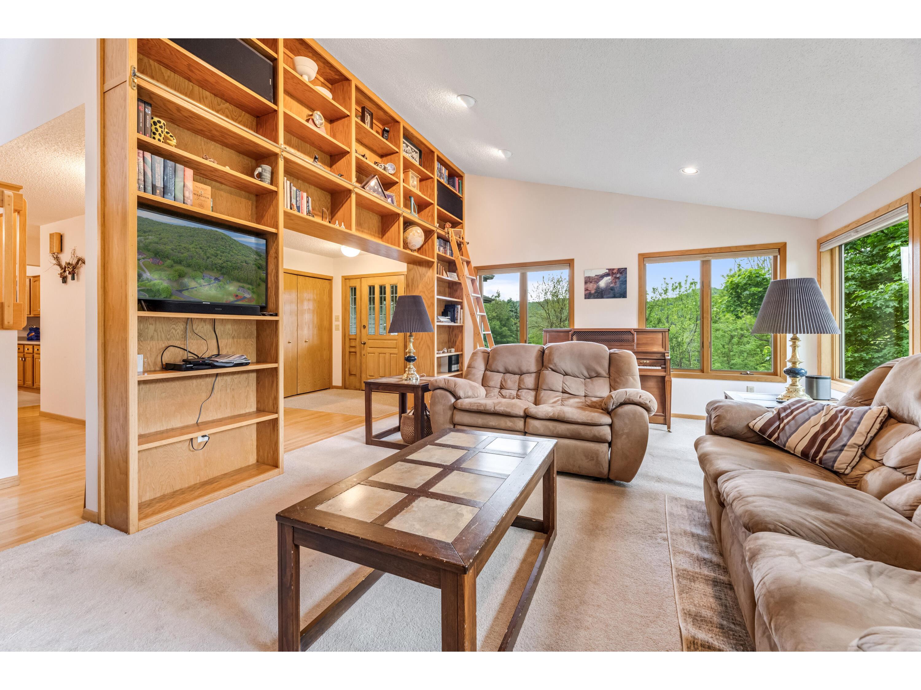 718 Spring Brook Wilson MN 55987 1963144 image5