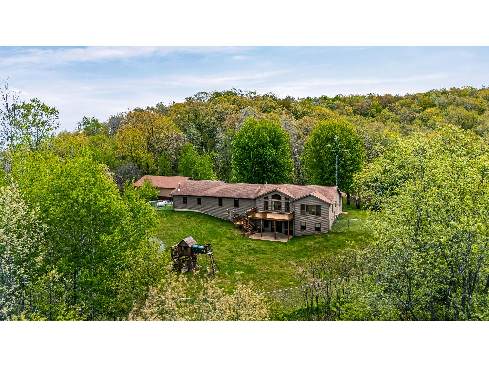 7208 Kate Leon WI 54656 1962614 image43