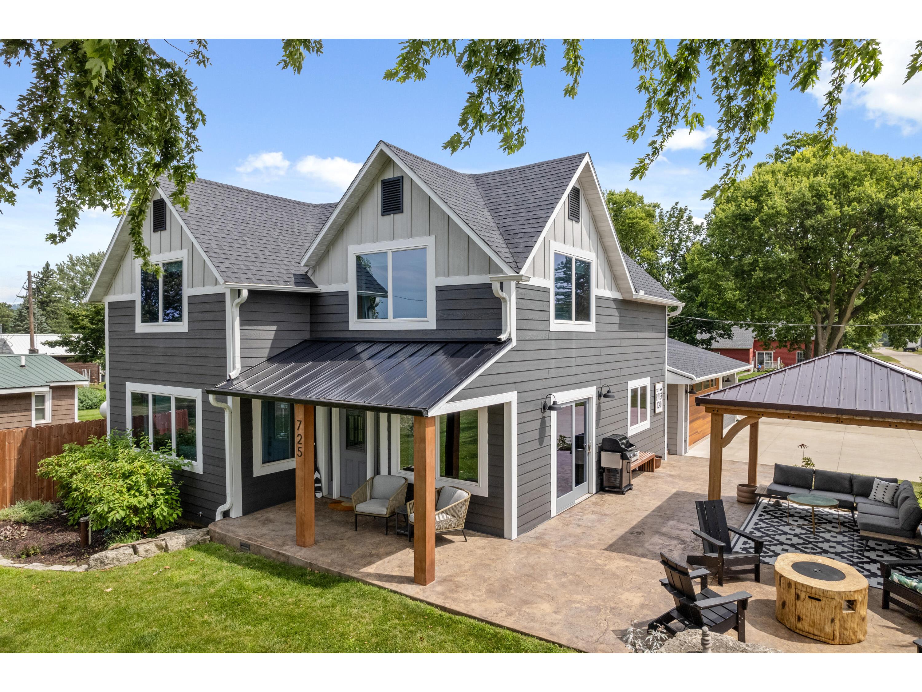 725 N River Buffalo City WI 54622 1930234 image1