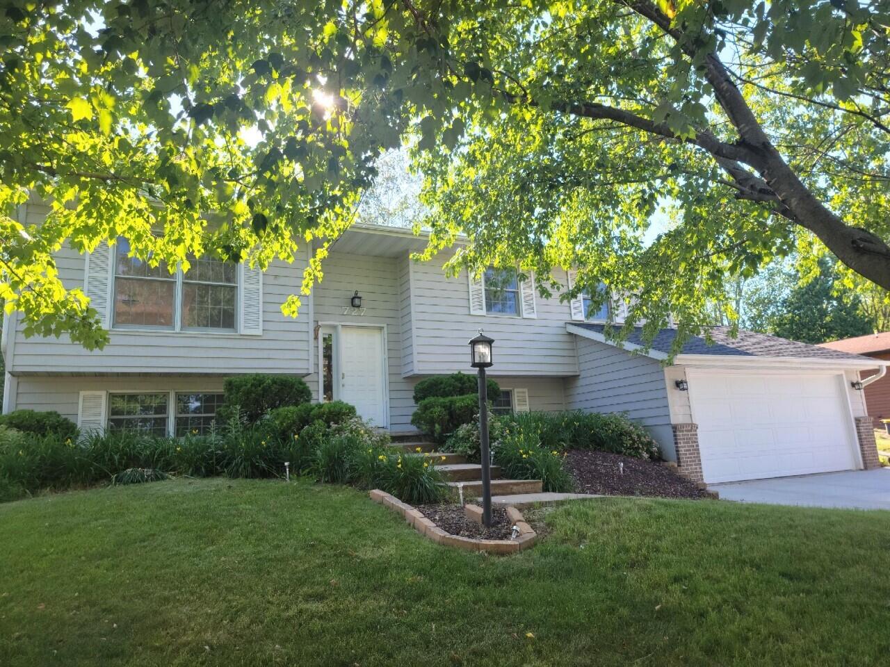 727 Jonathan Ln, La Crescent, MN 55947 MLS 1747228 Edina Realty