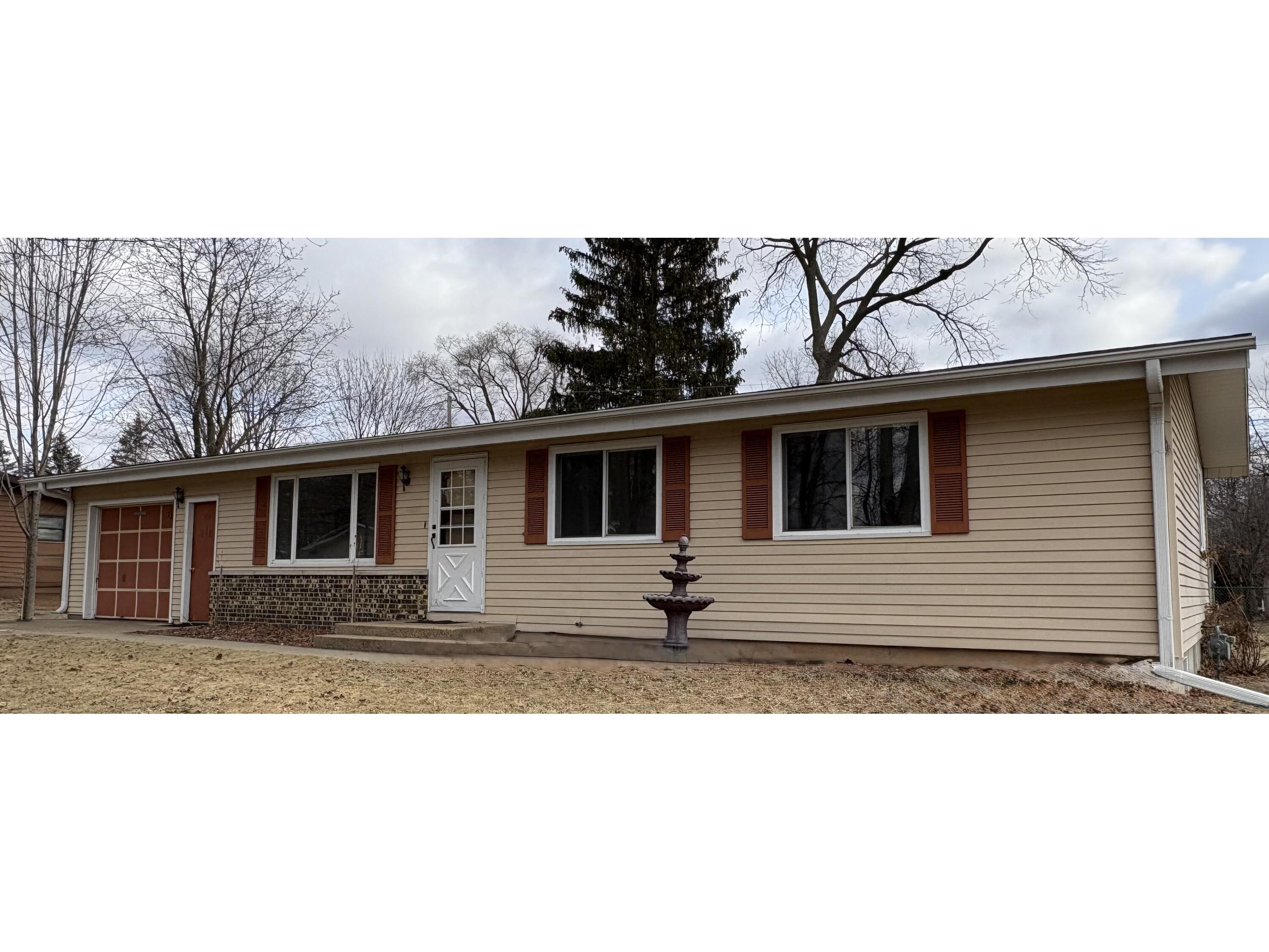 729 Wellington Sparta WI 54656 1908944 image1