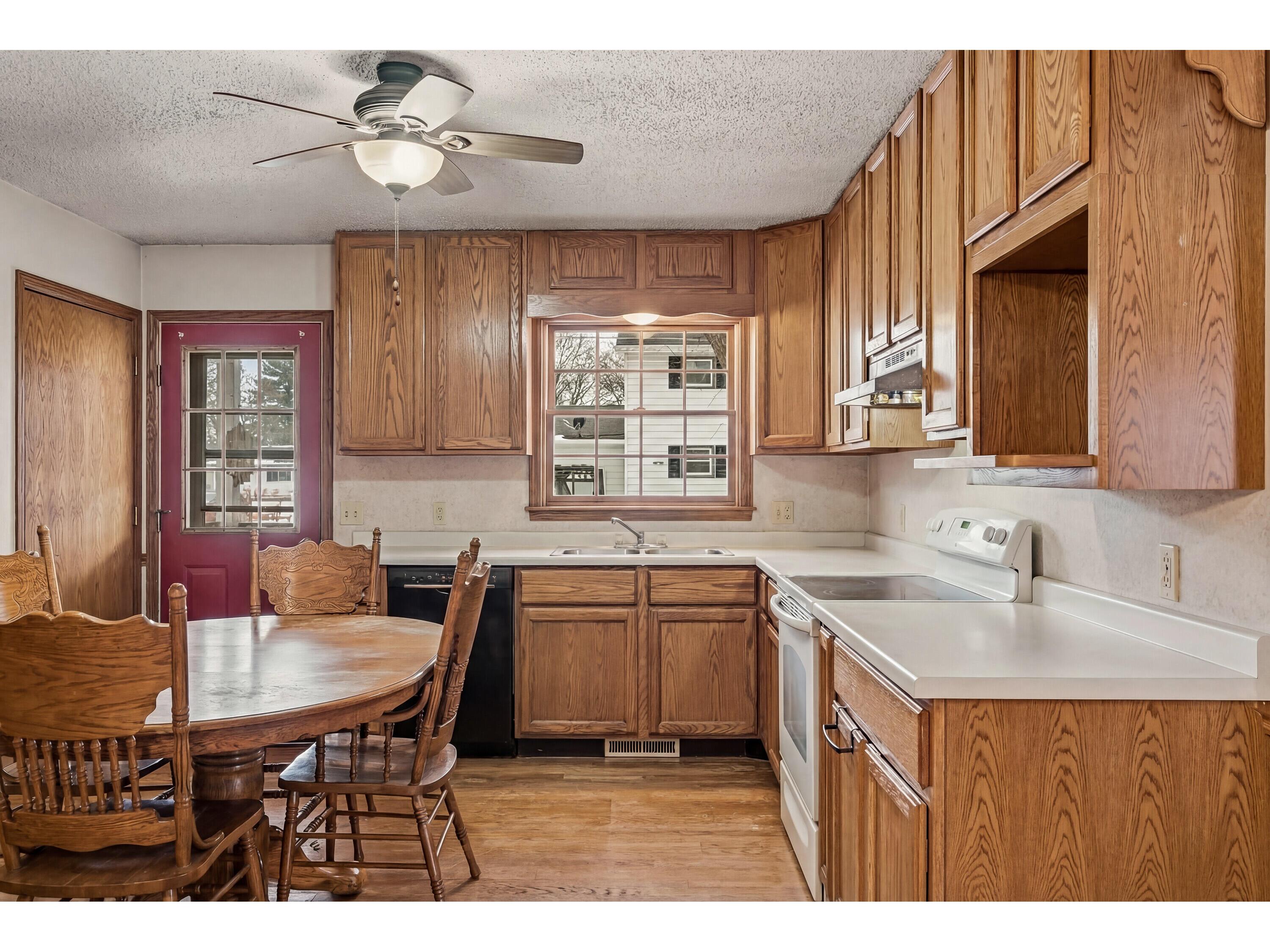 732 N Rusk Sparta WI 54656 1949993 image12