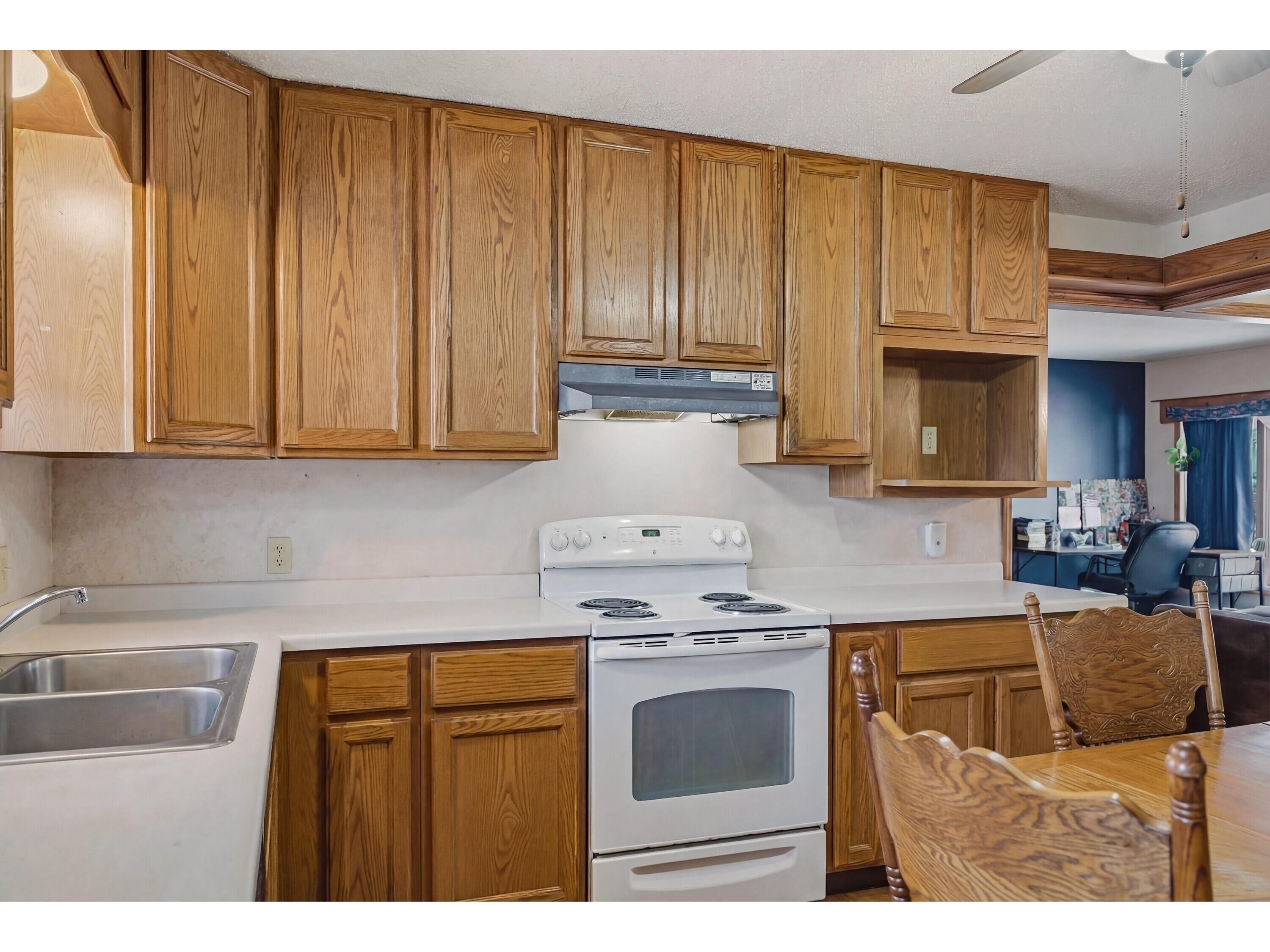 732 N Rusk Sparta WI 54656 1949993 image14