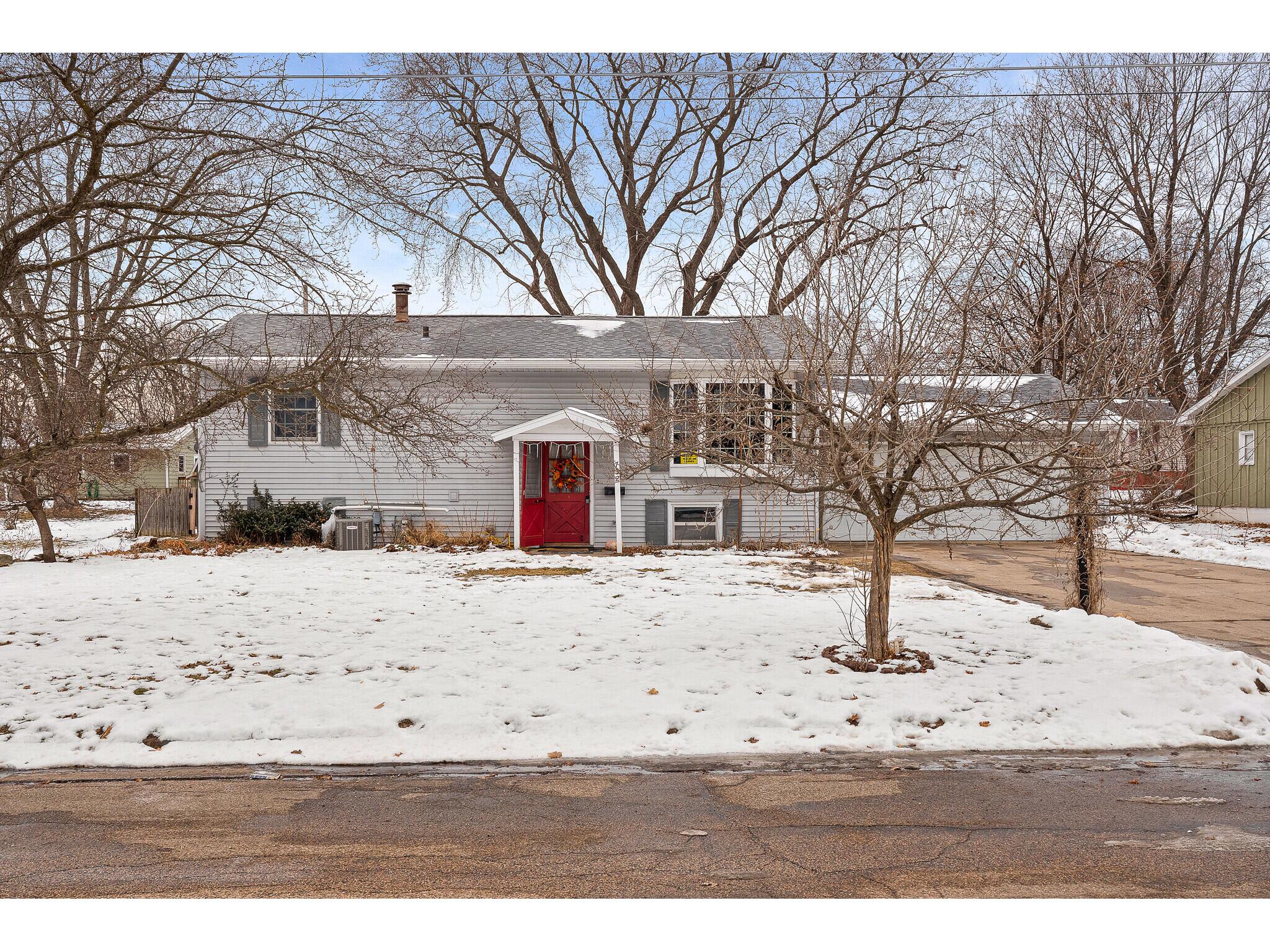 732 N Rusk Sparta WI 54656 1949993 image3