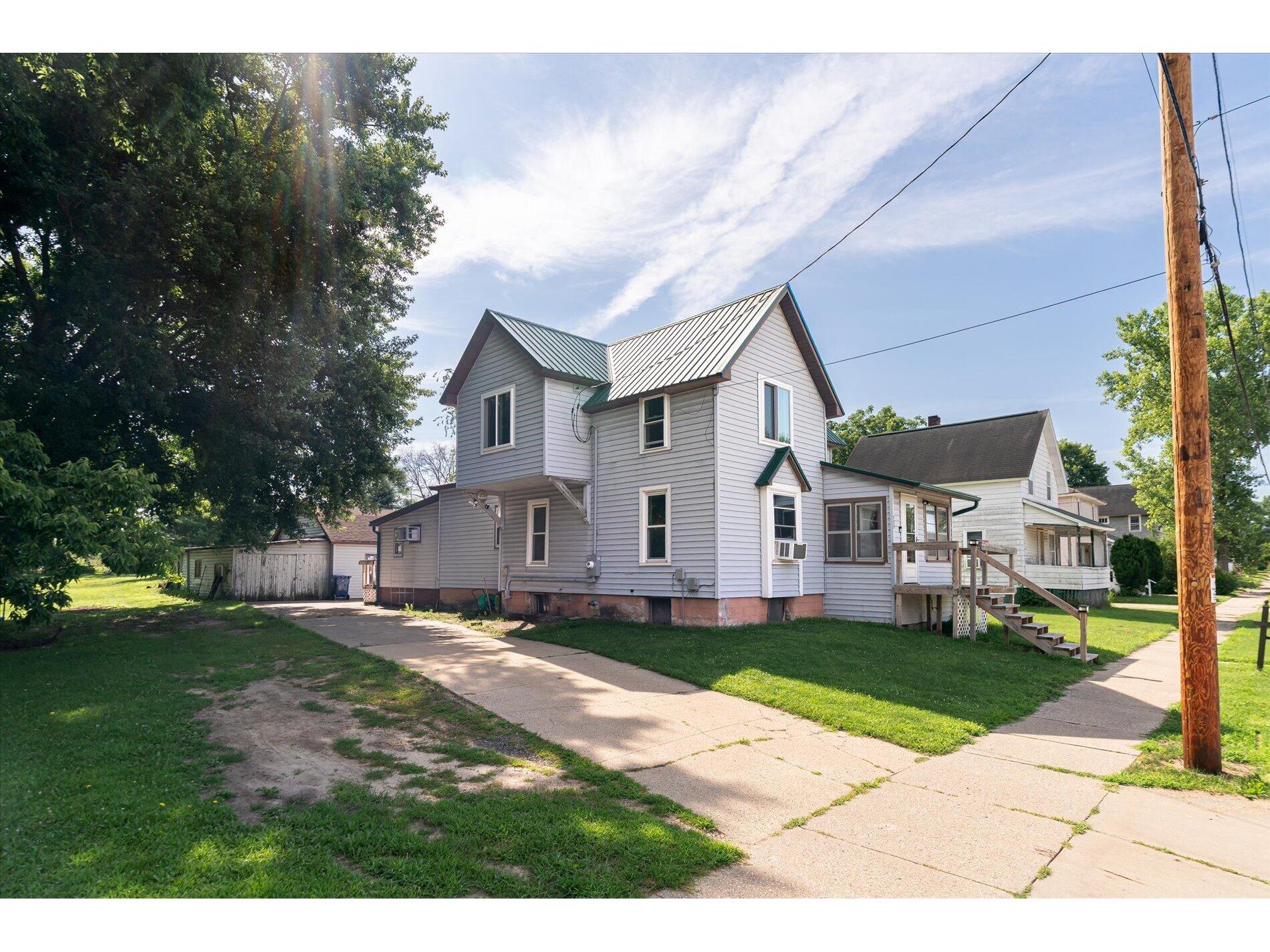 733 Long Sparta WI 54656 1971883 image17