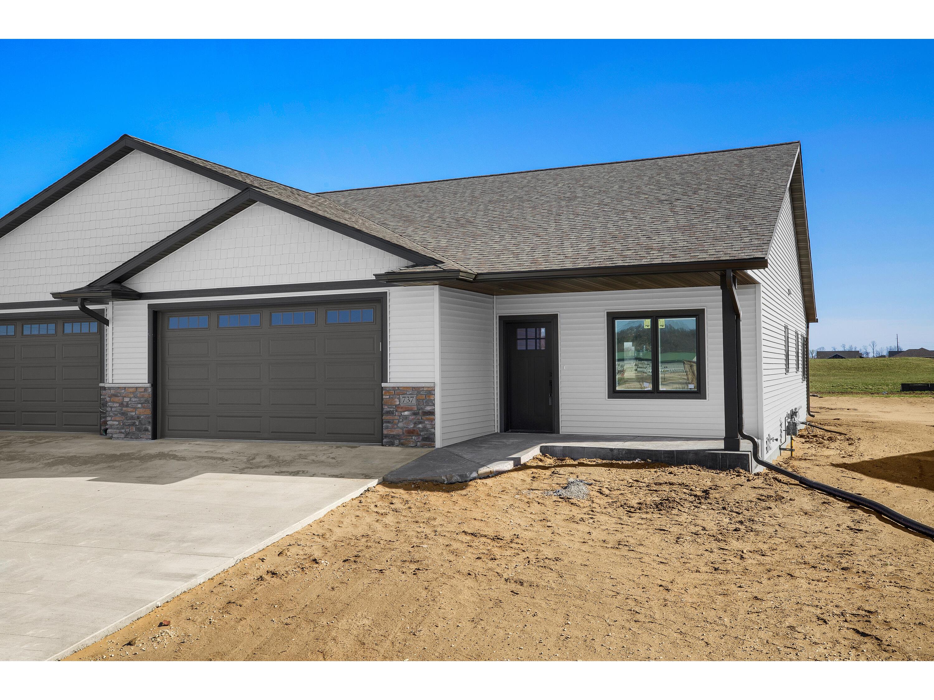 734 Crockett Holmen WI 54636 1893767 image1