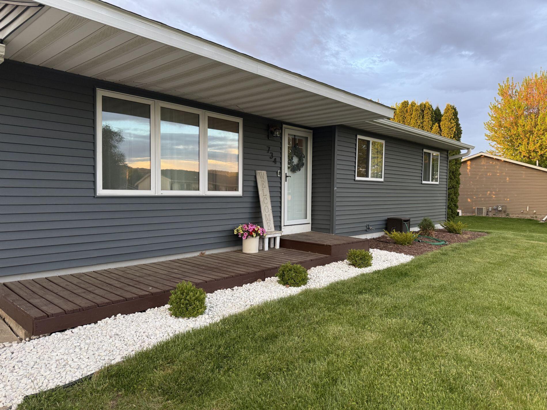 734 Rays West Salem WI 54669 1917745 image1