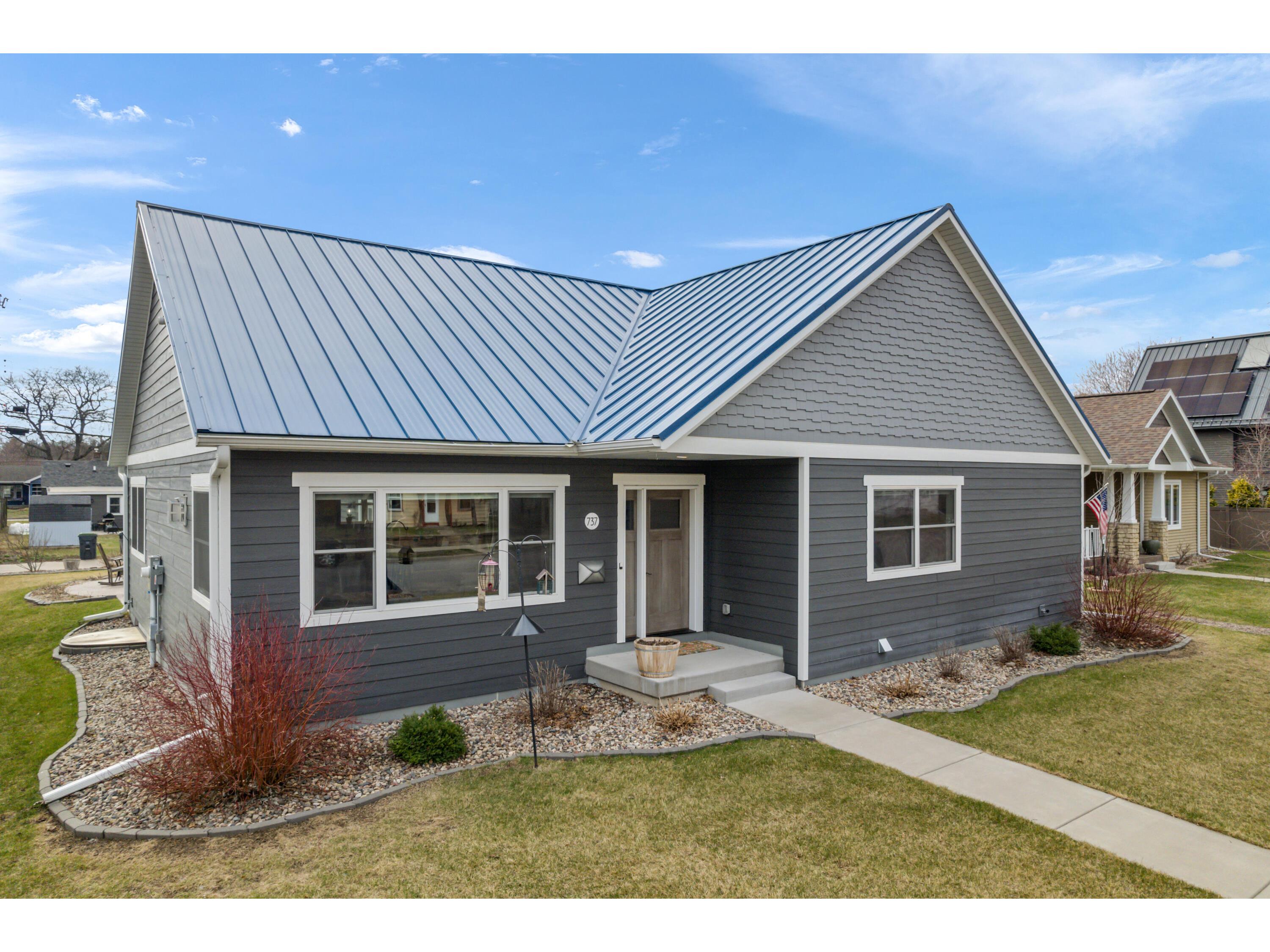 737 24th La Crosse WI 54601 1914209 image1