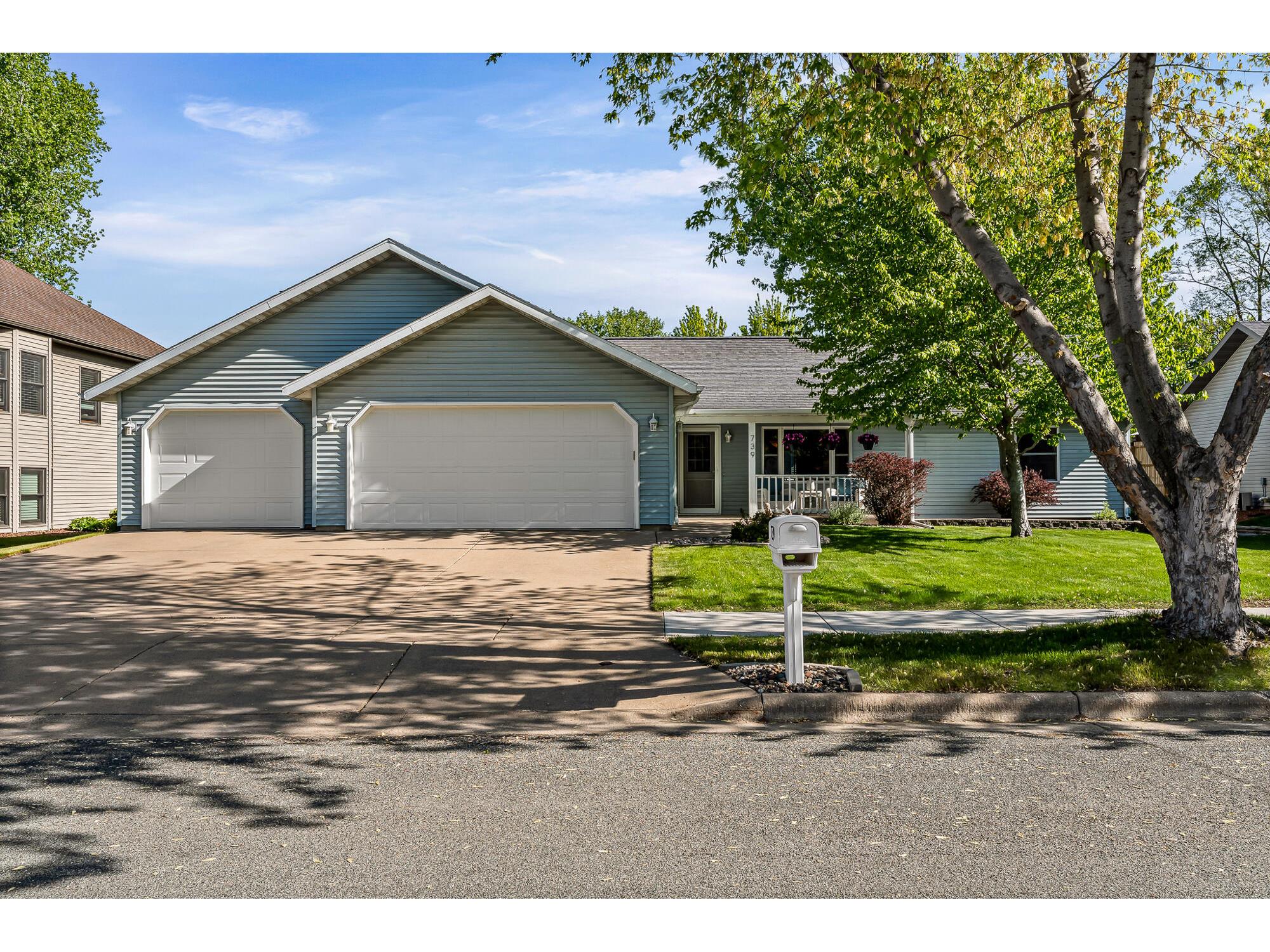 739 Shelly Onalaska WI 54650 1962732 image1