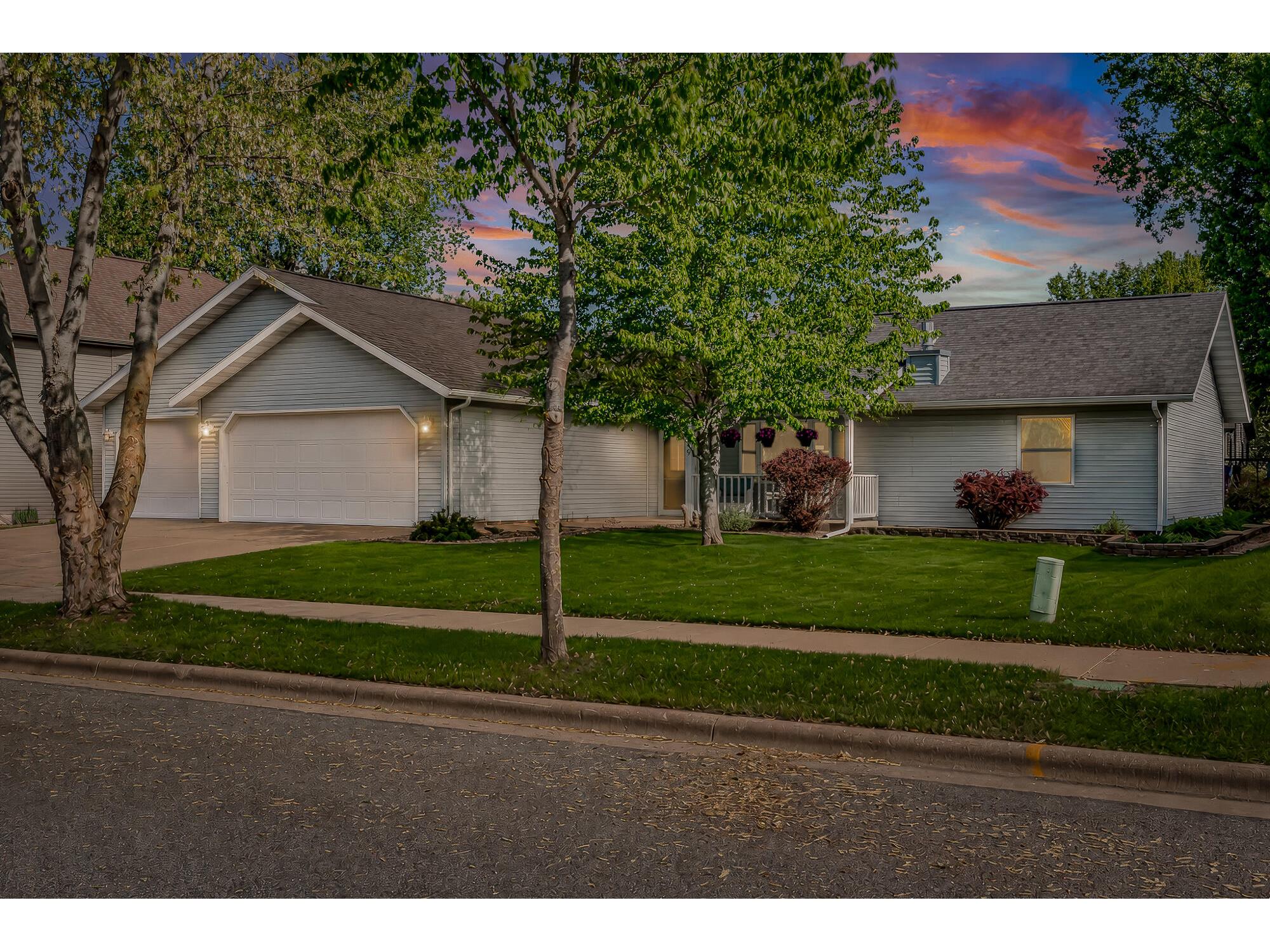 739 Shelly Onalaska WI 54650 1962732 image2